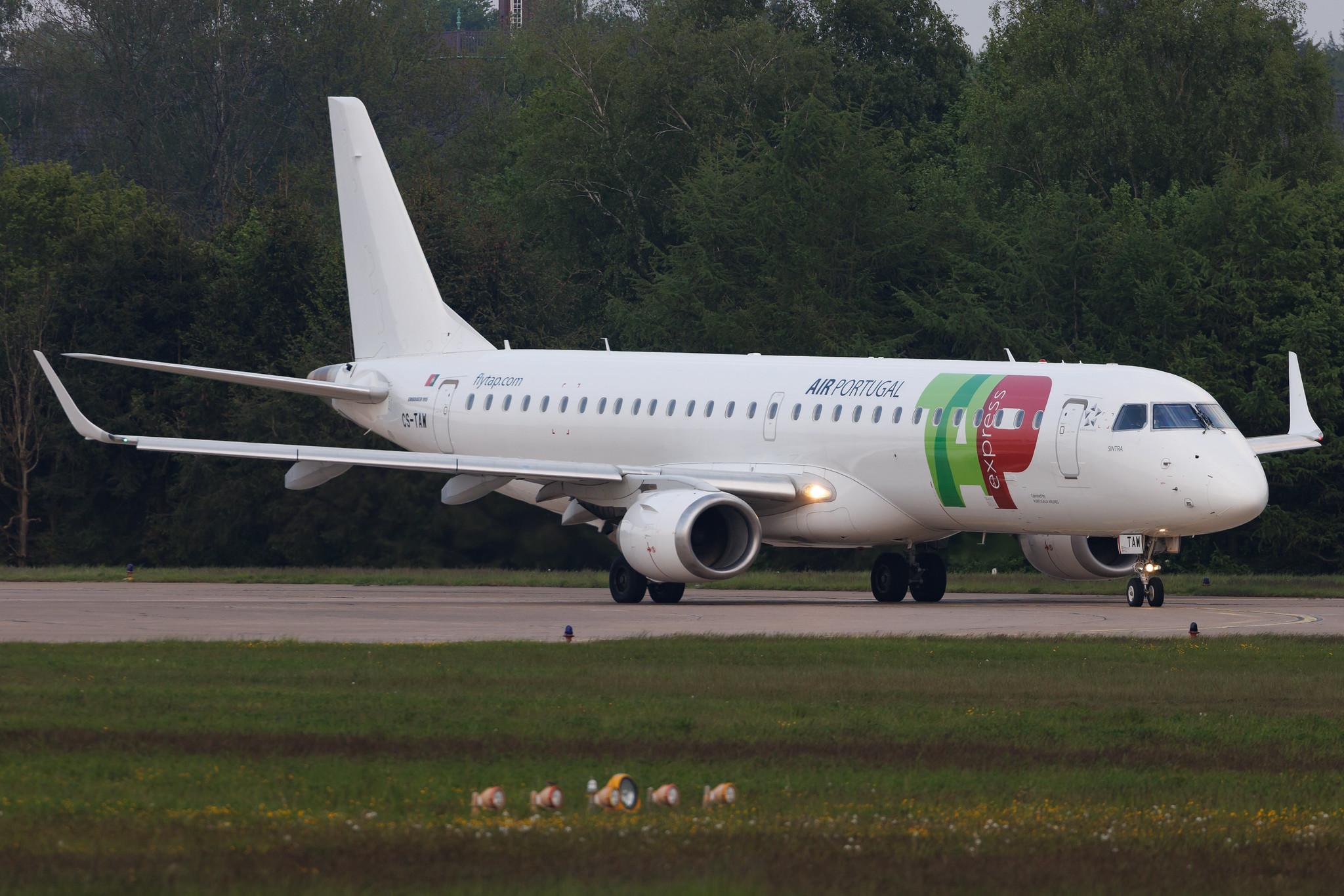 Hamburg Airport: TAP Express (TP / TAP) | Operator: Portugalia Airlines | Embraer E195LR E195 | CS-TAW | MSN 19000303