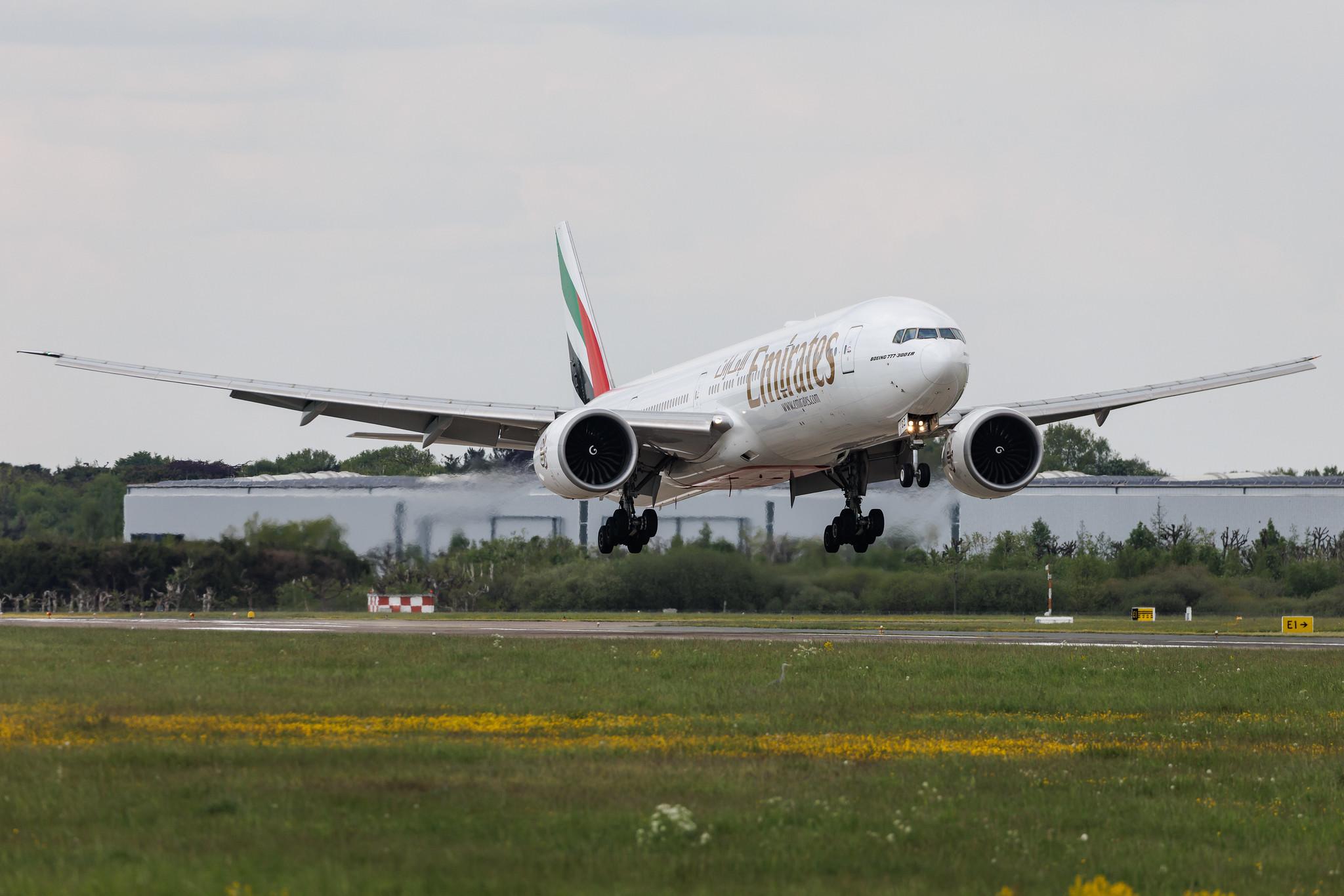 Hamburg Airport: Emirates (EK / UAE) | Boeing 777-31H(ER) B77W | A6-EGZ | MSN 41081