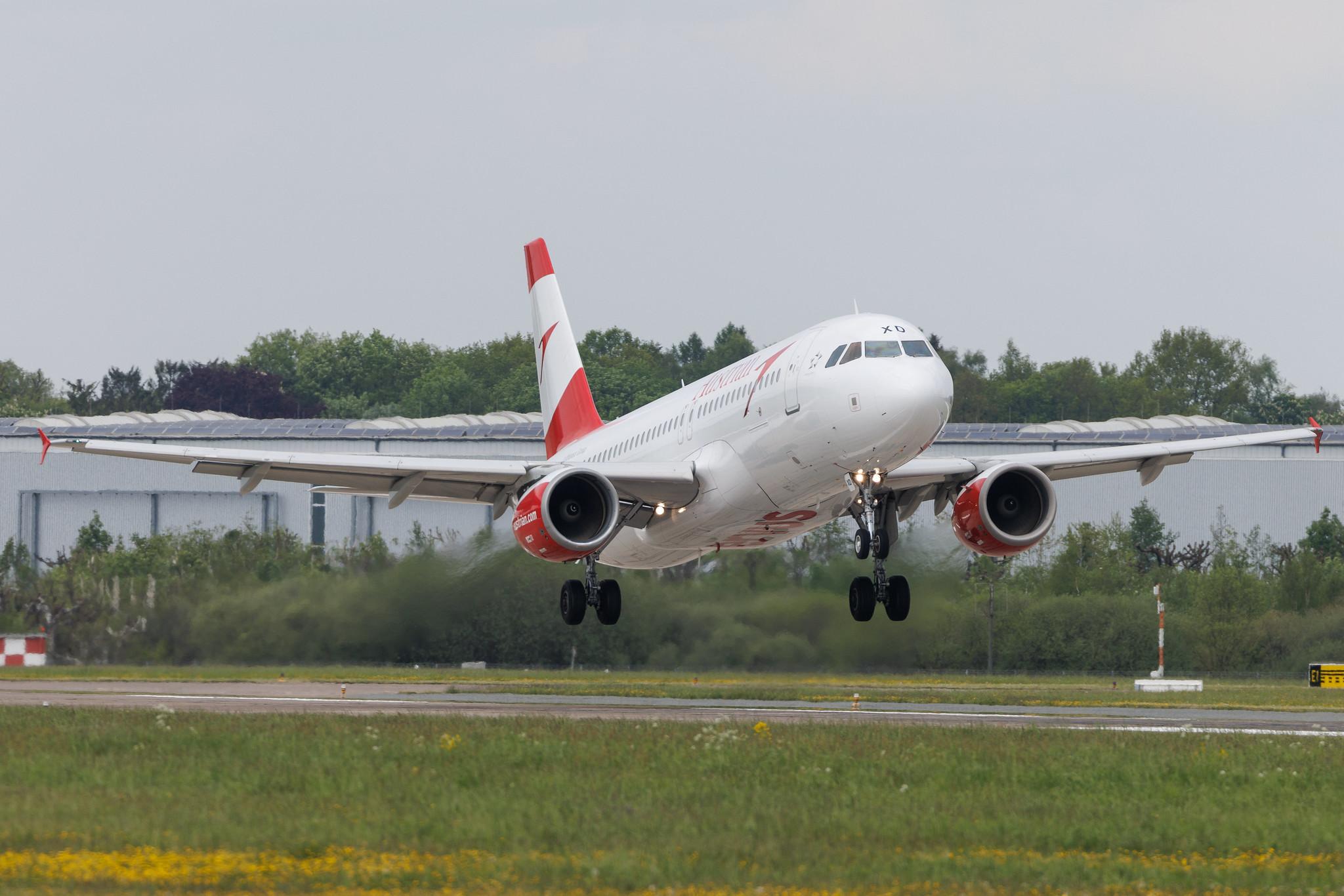 Hamburg Airport: Austrian Airlines (OS / AUA) | Airbus A320-216 A320 | OE-LXD | MSN 3515