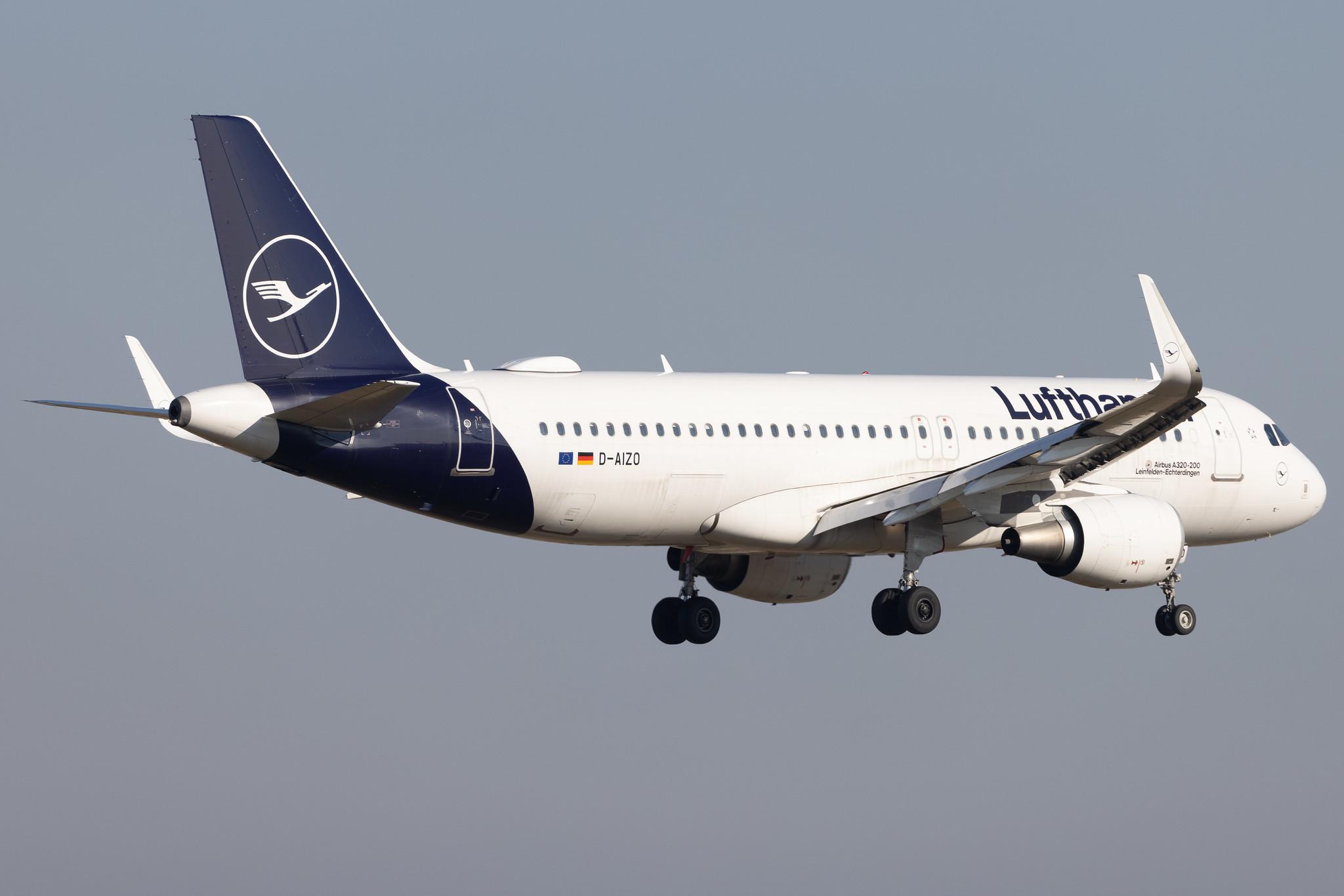 Flughafen Berlin Brandenburg: Lufthansa (LH / DLH) |  Airbus A320-214 A320 | D-AIZO | MSN 5441