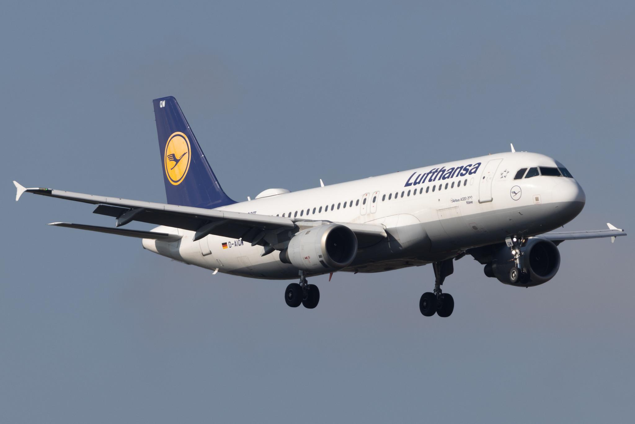 Flughafen Berlin Brandenburg: Lufthansa (LH / DLH) | Airbus A320-211 A320 | D-AIQW | MSN 1367