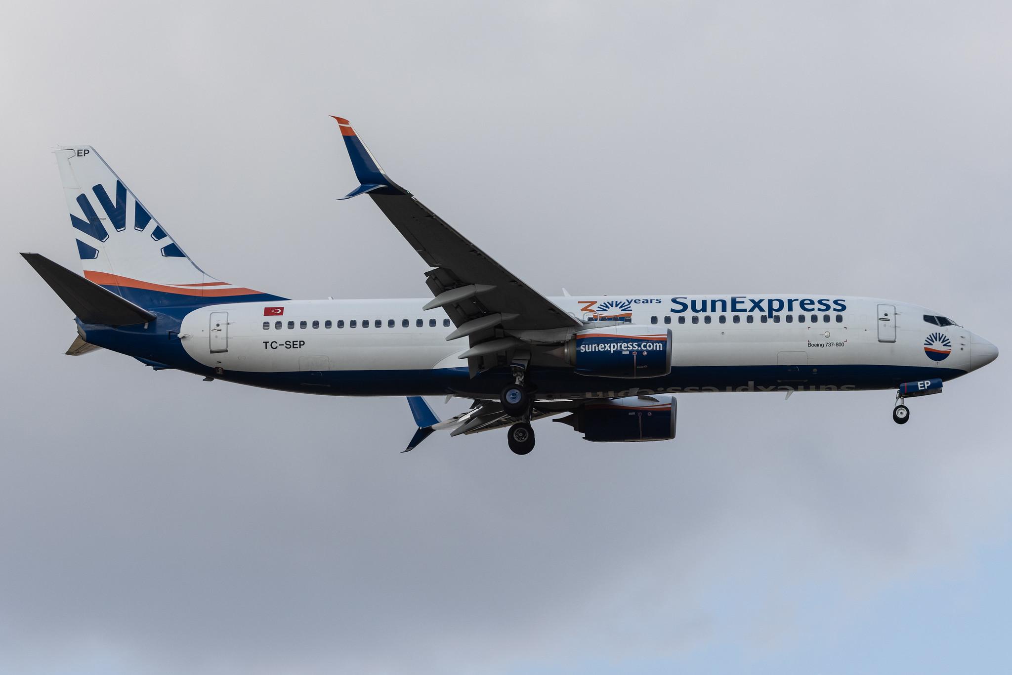 Flughafen Berlin Brandenburg: SunExpress (XQ / SXS) | Boeing 737-8HC B738 | TC-SEP | MSN 61180