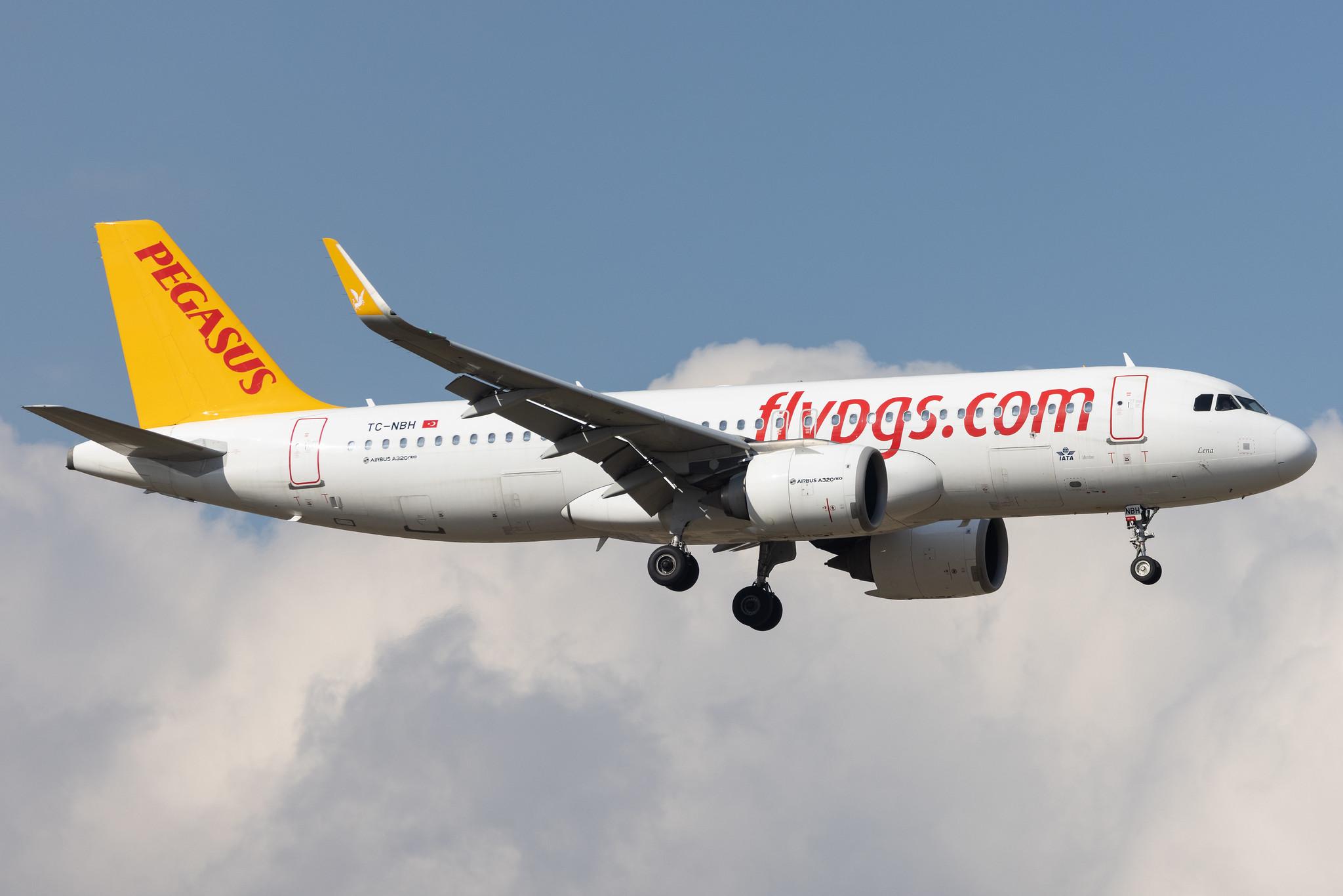 Flughafen Berlin Brandenburg: Pegasus (PC / PGT) | Operator: Pegasus Airlines | Airbus A320-251N A20N | TC-NBH | MSN 07399