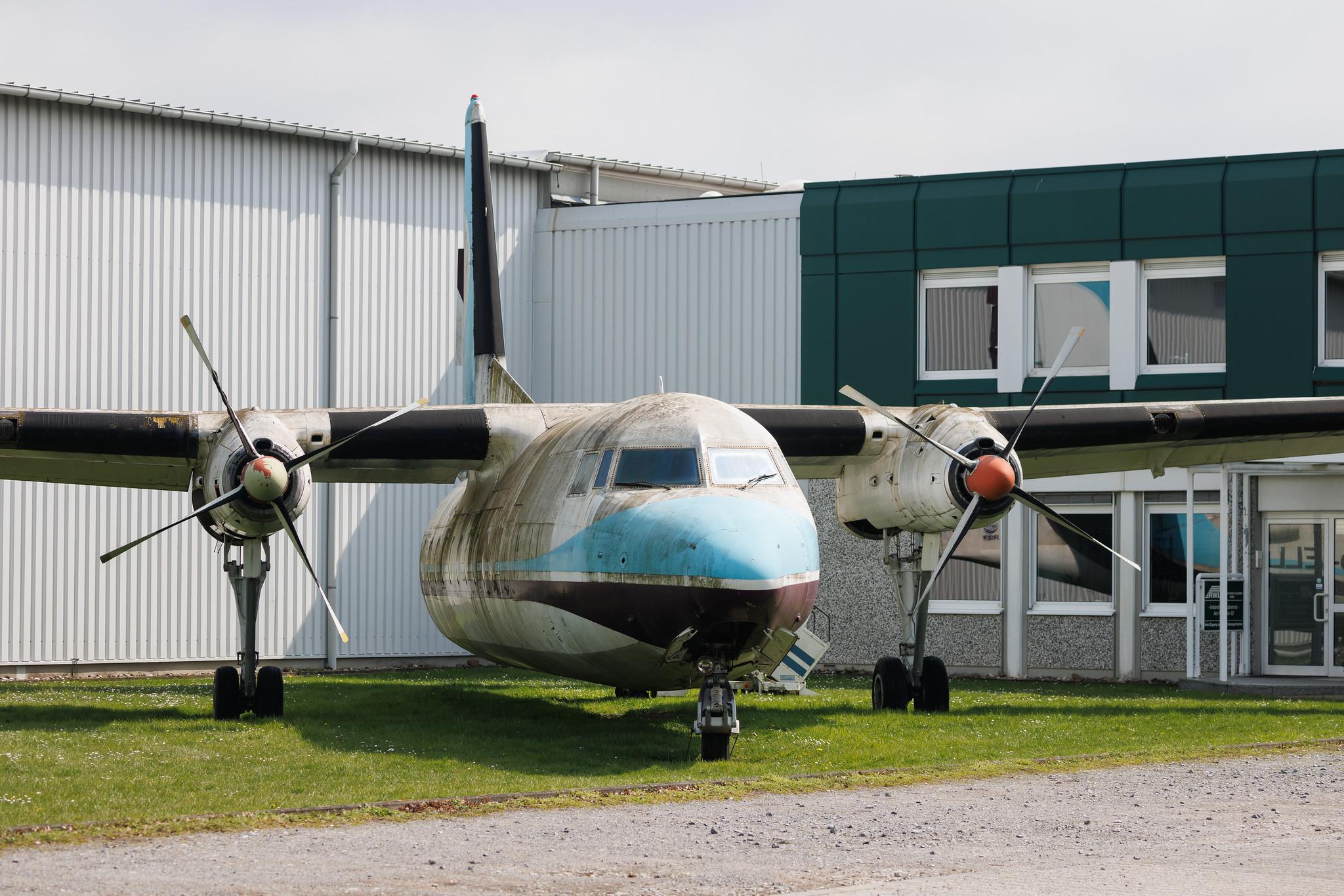 Verkehrslandeplatz Mönchengladbach: WDL Aviation (WH / WDL) | Fokker F27-200 Friendship F27 | D-AELL | MSN 10414