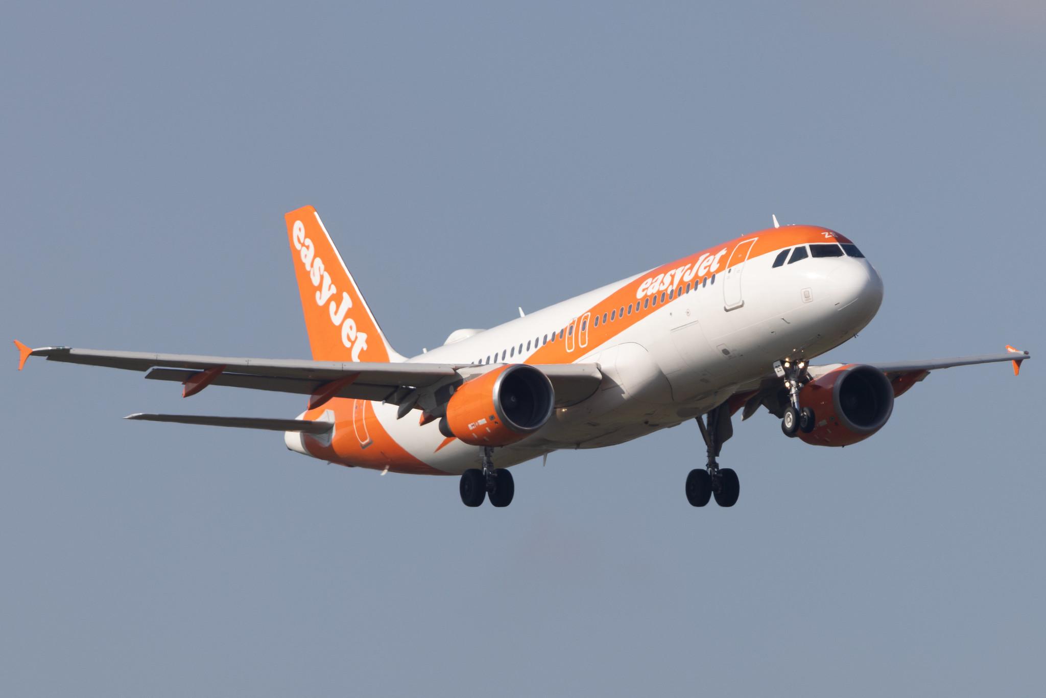 Flughafen Berlin Brandenburg: easyJet (U2 / EZY) | Operator: easyJet Europe | Airbus A320-214 A320 | OE-IZS | MSN 3945