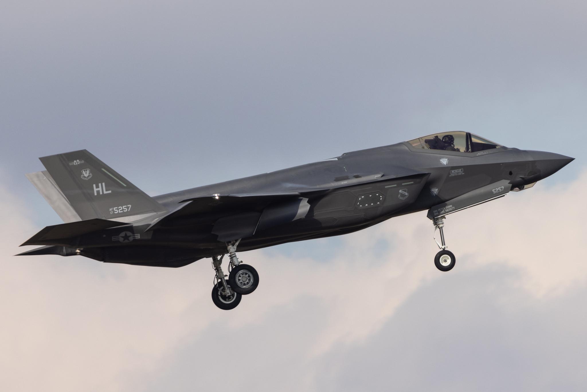 Flughafen Berlin Brandenburg: United States Air Force (USAF) | Lockheed Martin F-35A Lightning II F35 | 17-5257 | MSN AF-199