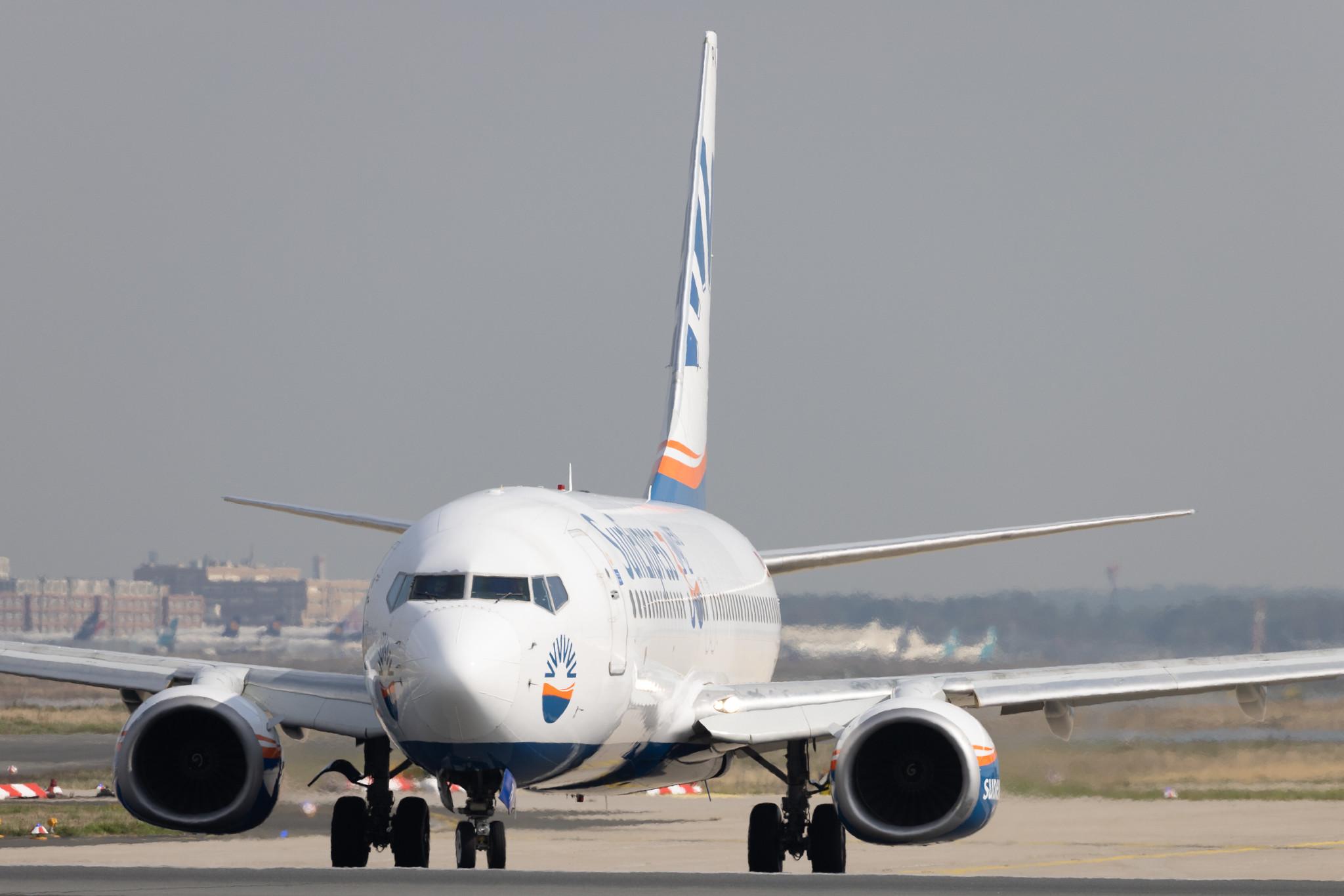 Frankfurt Airport: SunExpress (XQ / SXS) | Boeing 737-8HX B738 | TC-SPA | MSN 29684