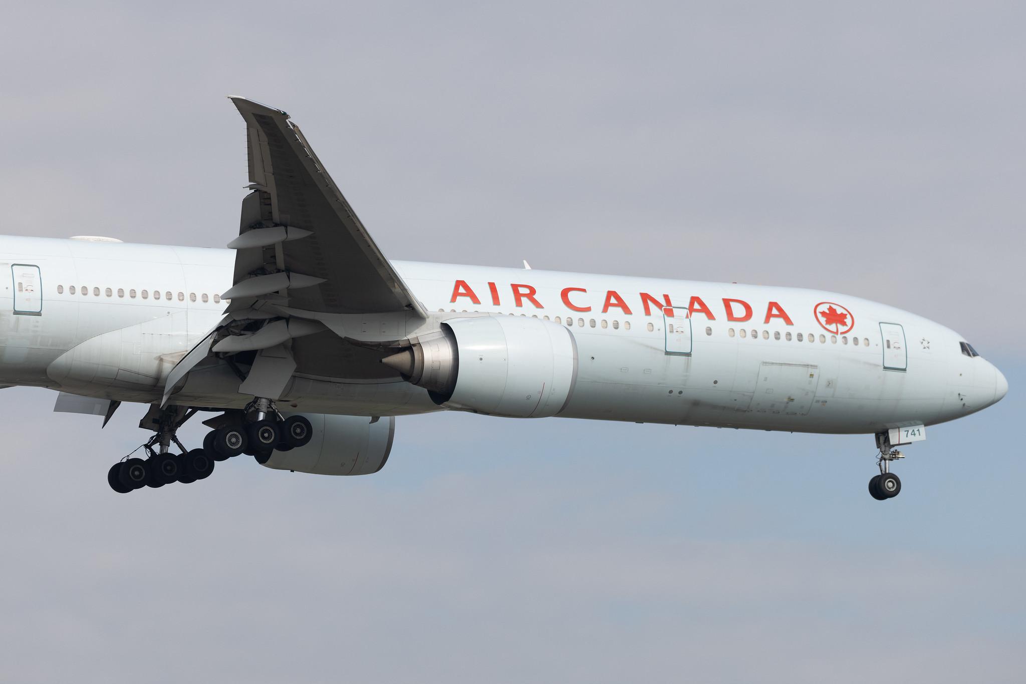 Frankfurt Airport: Air Canada (AC / ACA) | Boeing 777-333(ER) B77W | C-FIVR | MSN 35241