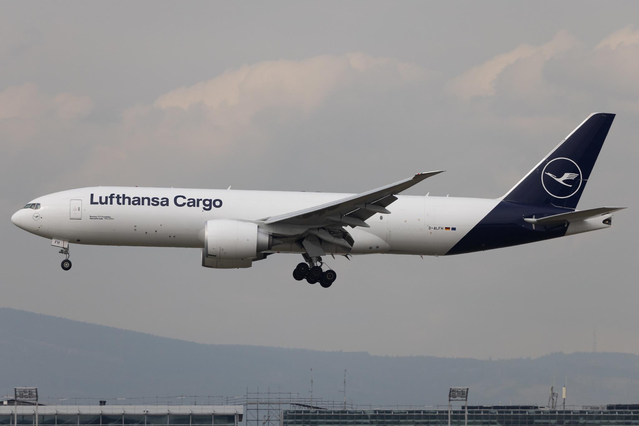 Frankfurt Airport: Lufthansa Cargo (/ GEC) | Boeing 777-F B77L | D-ALFH | MSN 66911