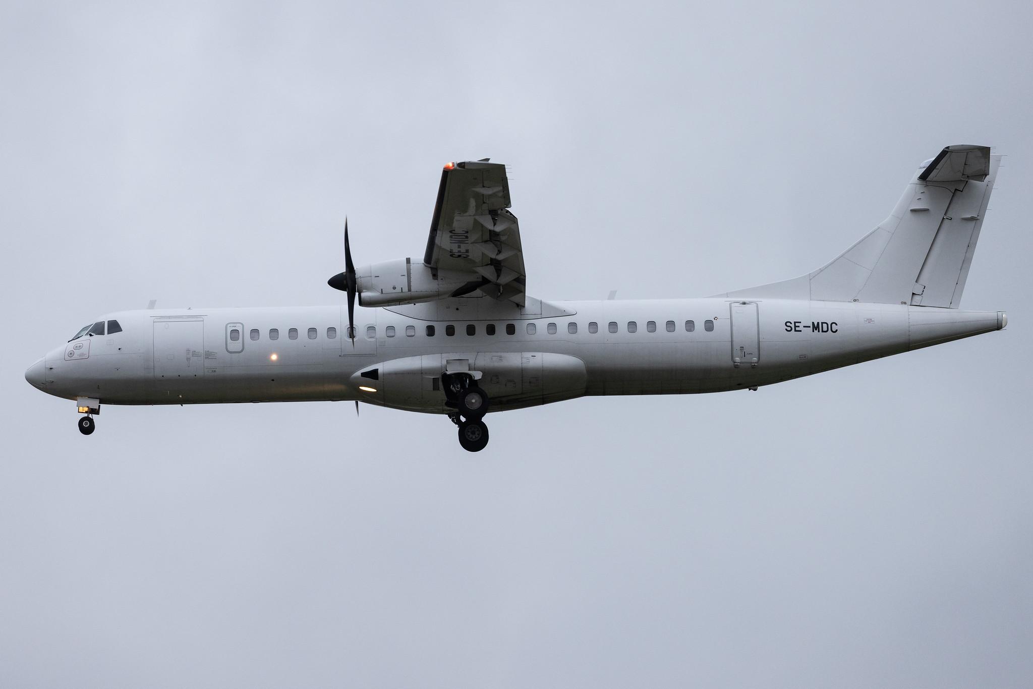 Hamburg Airport: DAT (DX / DTR) |  ATR 72-500 AT75 | SE-MDC | MSN 0894
