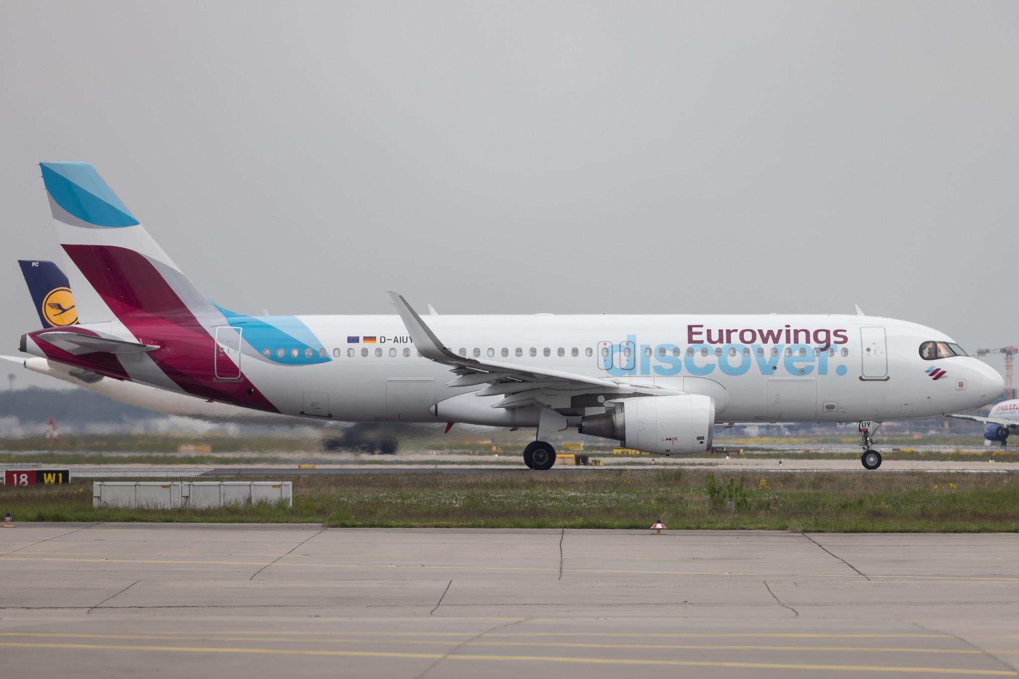 Frankfurt Airport: Eurowings Discover (4Y / OCN) | Airbus A320-214 A320 | D-AIUY | MSN 7355