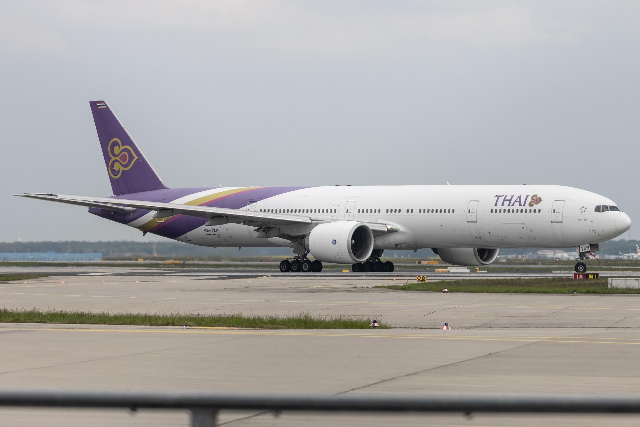 Frankfurt Airport: Thai Airways (TG / THA) | Boeing 777-3AL(ER) B77W | HS-TKM | MSN 41522