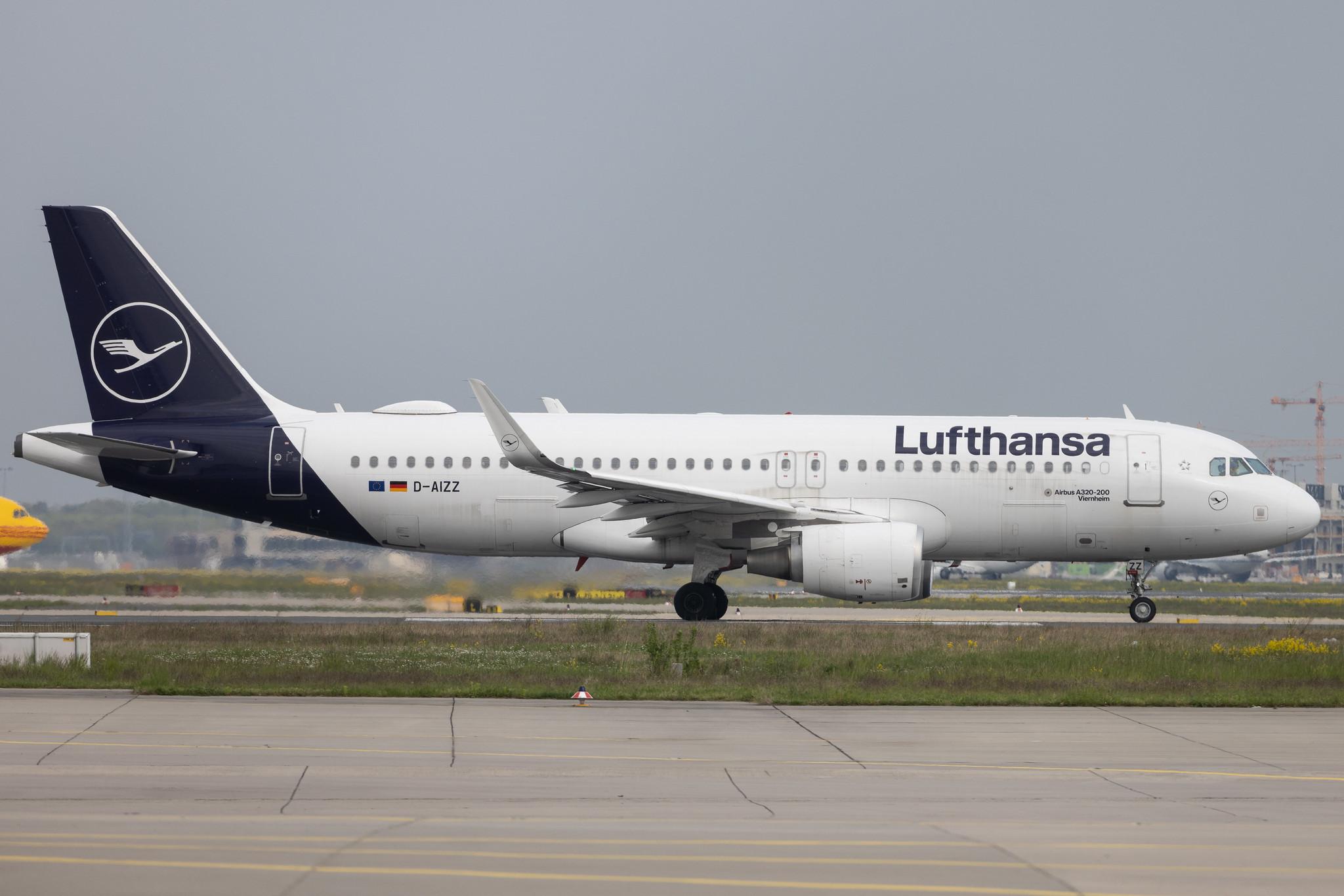 Frankfurt Airport: Lufthansa (LH / DLH) | Airbus A320-214 A320 | D-AIZZ | MSN 5831