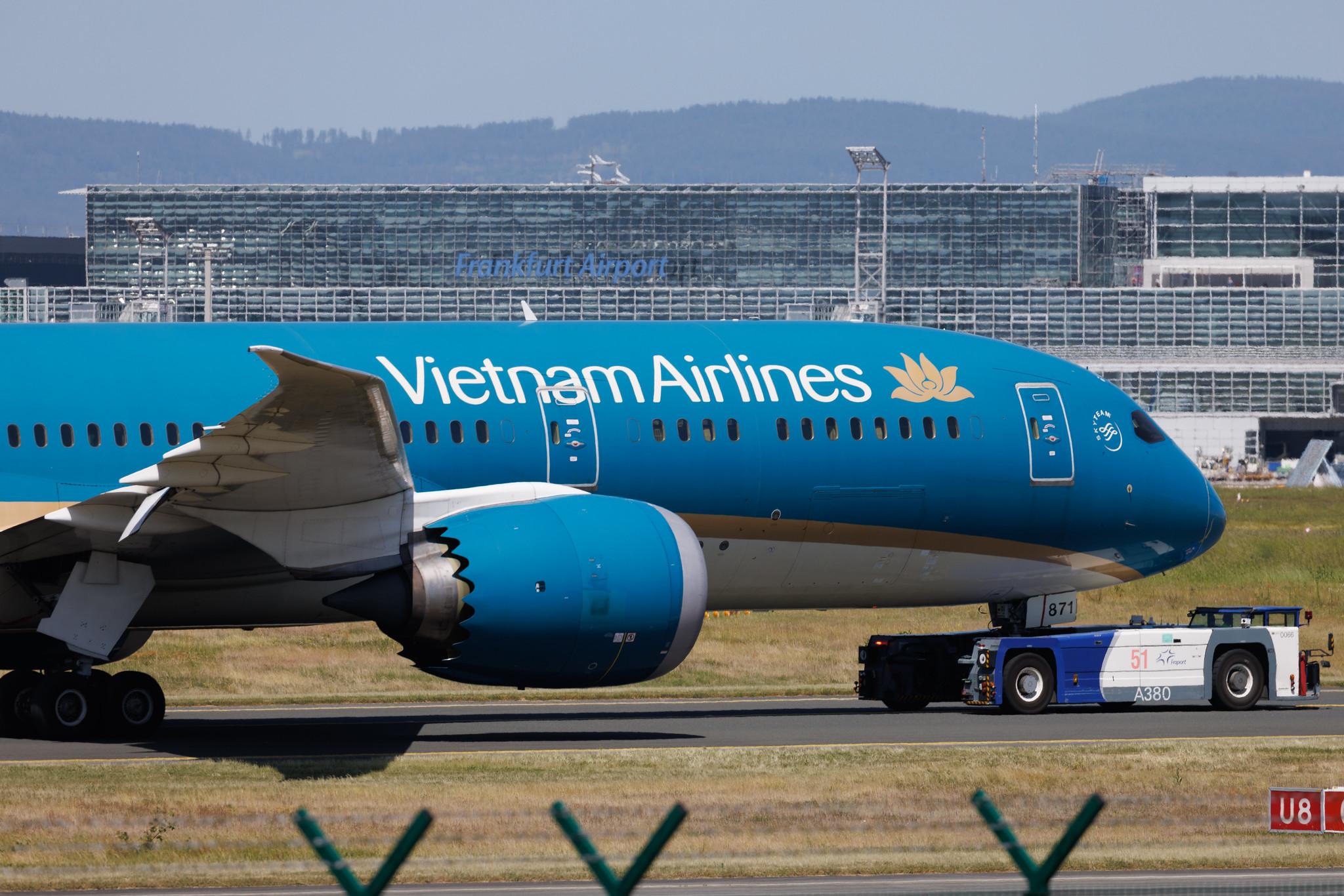 Frankfurt Airport: Vietnam Airlines (VN / HVN) | Boeing 787-9 Dreamliner B789 | VN-A861 | MSN 35151