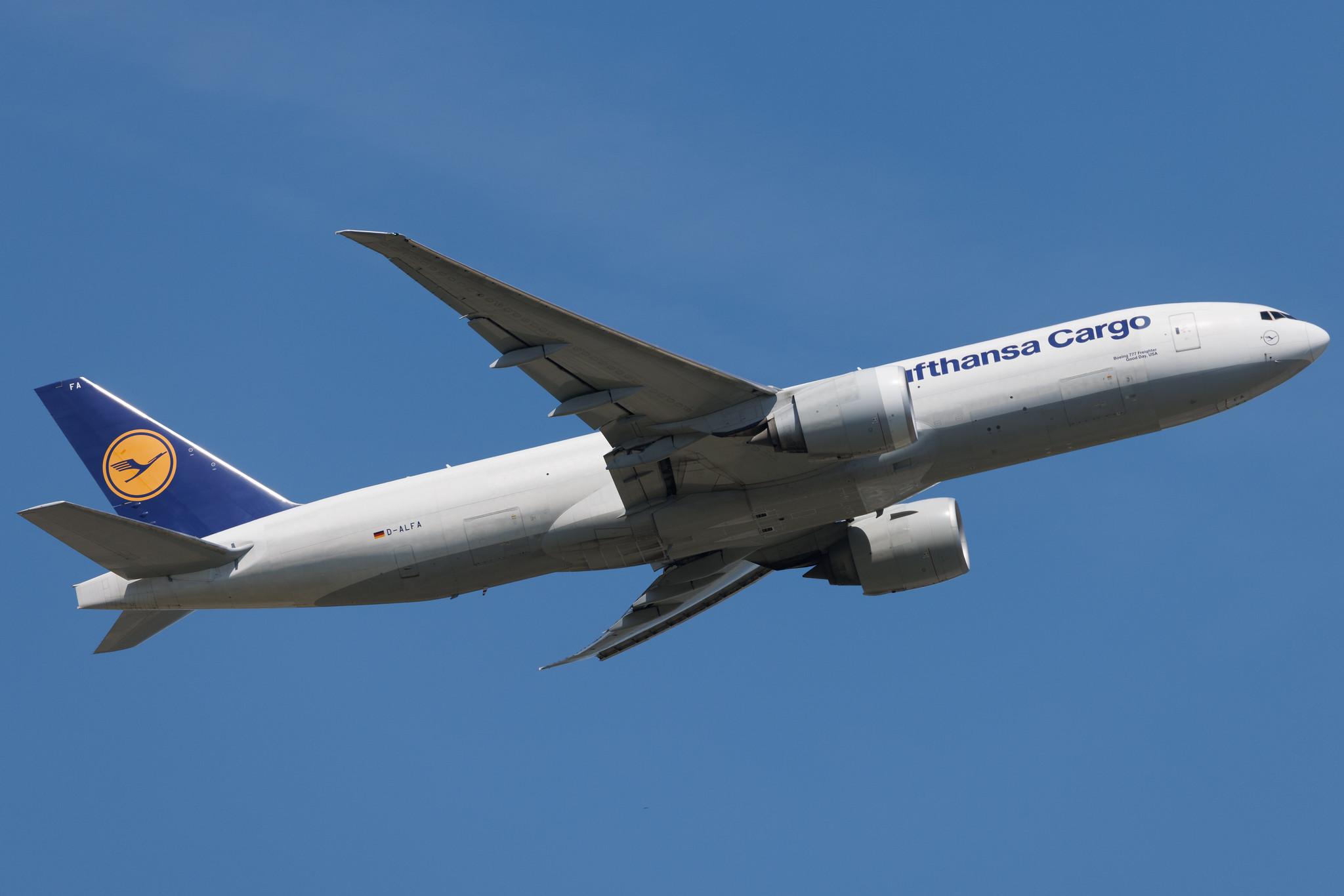 Frankfurt Airport: Lufthansa Cargo (/ GEC) | Boeing 777-FBT B77L | D-ALFA | MSN 41674