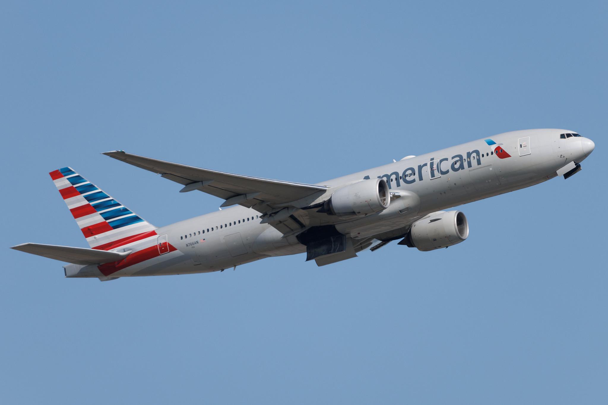 Frankfurt Airport: American Airlines (AA / AAL) | Boeing 777-223(ER) B772 | N766AN | MSN 32880