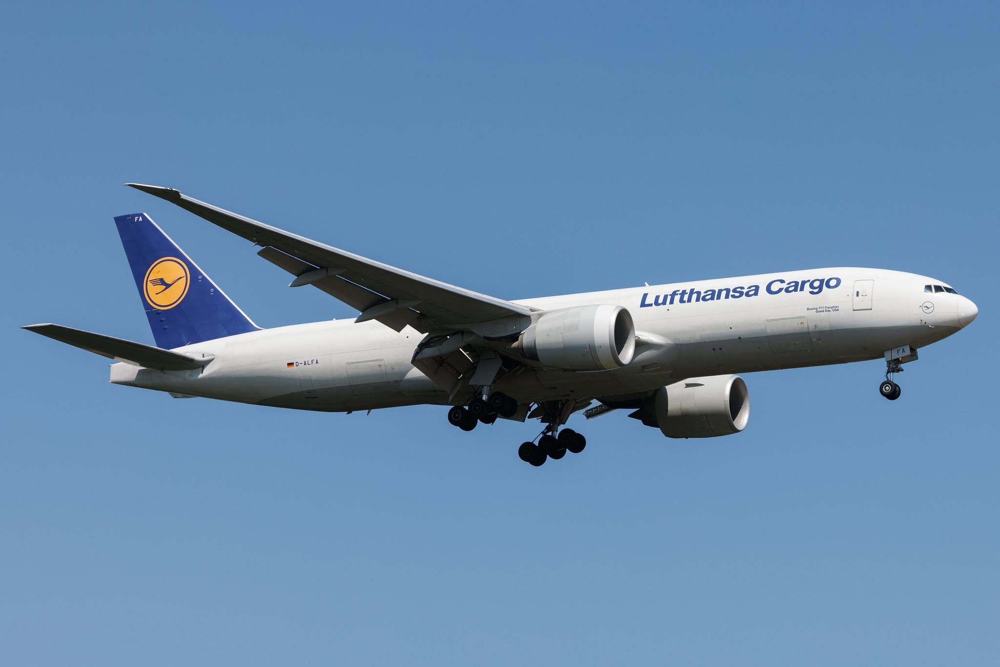Frankfurt Airport: Lufthansa Cargo (/ GEC) | Boeing 777-FBT B77L | D-ALFA | MSN 41674