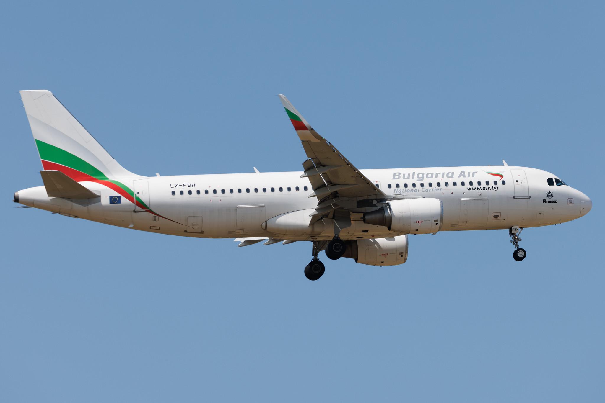 Frankfurt Airport: Bulgaria Air (FB / LZB) | Airbus A320-214 A320 | LZ-FBH | MSN 7238