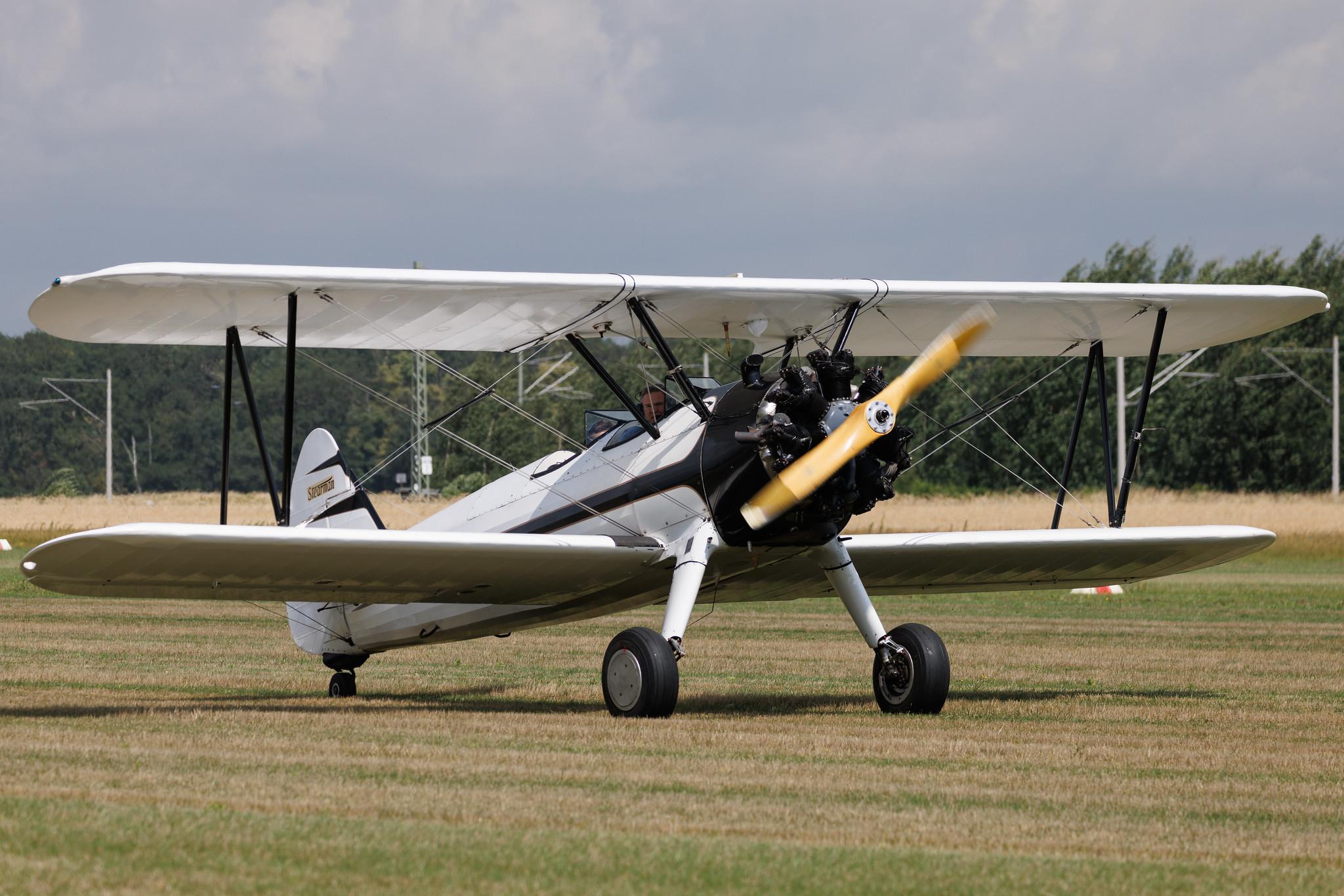 Flugplatz Bienenfarm: Private owner | Boeing-Stearman E75 Kaydet ST75 | N9054H | MSN 758778