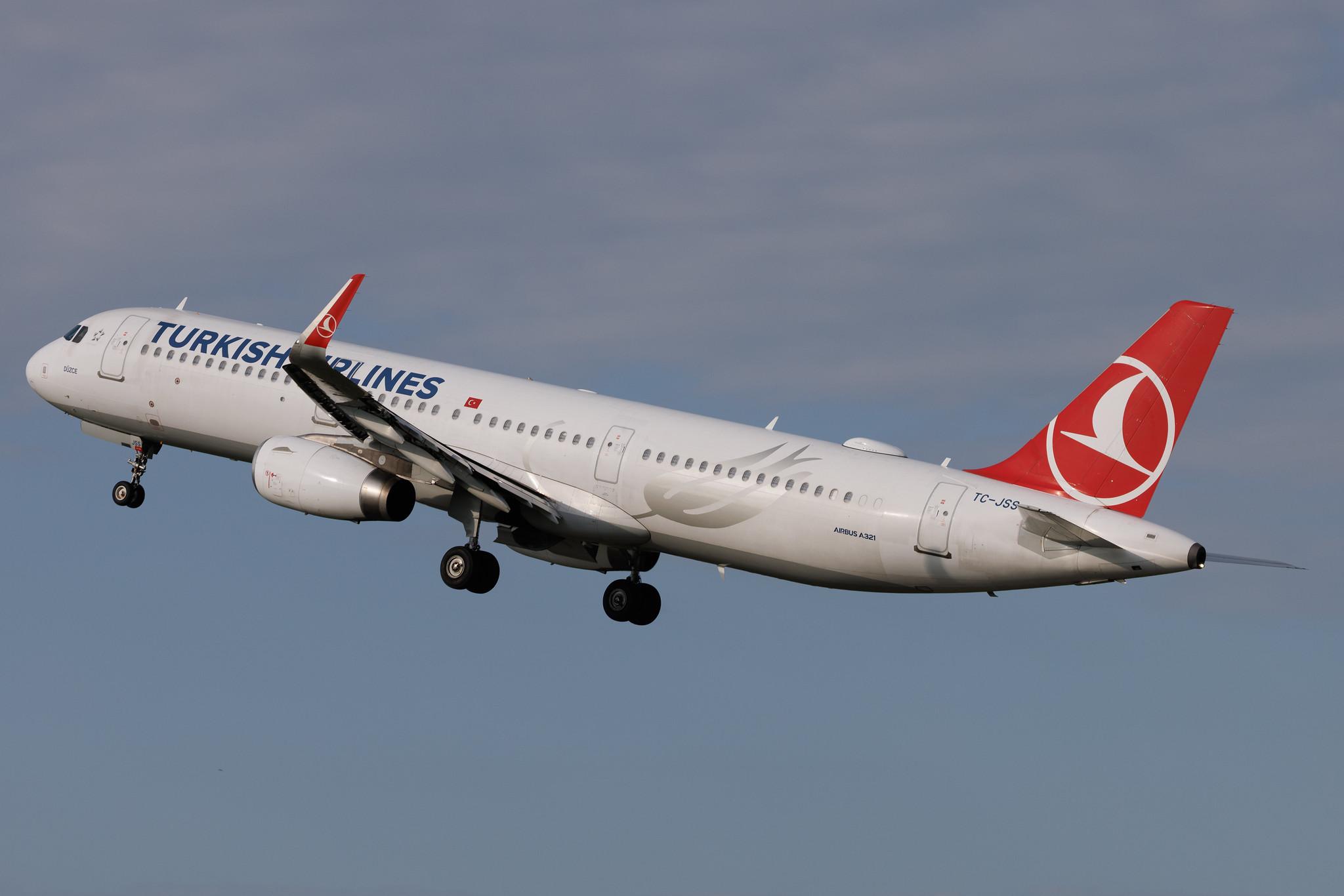 Hamburg Airport: Turkish Airlines (TK / THY) | Airbus A321-231 A321 | TC-JSS | MSN 6657