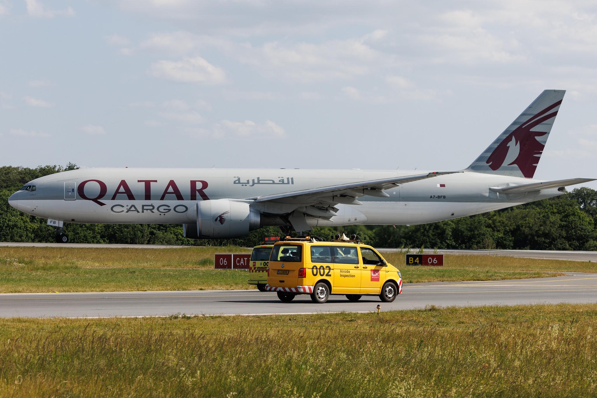 Luxembourg Findel Airport: Qatar Cargo (QR / QTR) | Operator: Qatar Airways | Boeing 777-FDZ B77L | A7-BFB | MSN 36100