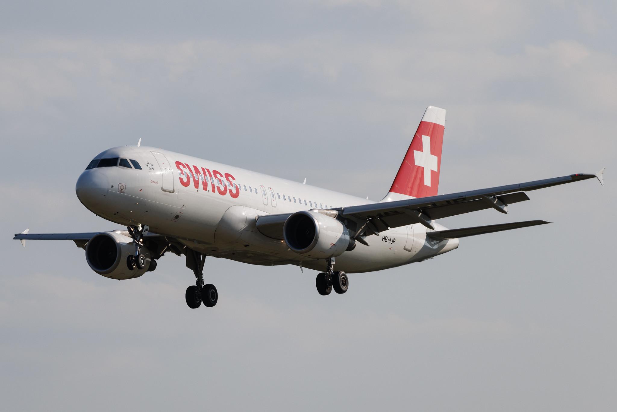 Luxembourg Findel Airport: Swiss (LX / SWR) | Airbus A320-214 A320 | HB-IJP | MSN 0681