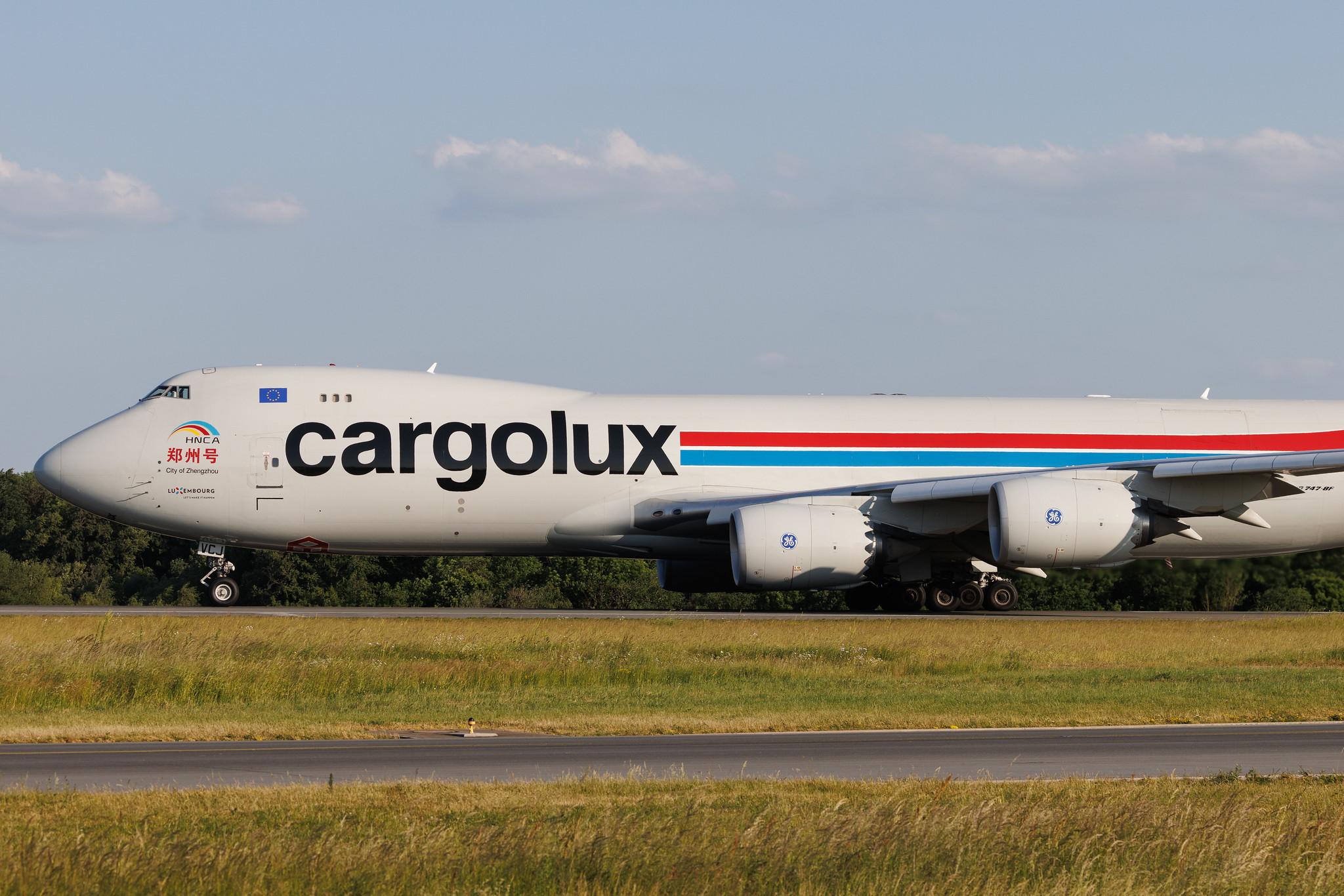 Luxembourg Findel Airport: Cargolux (CV / CLX) | Boeing 747-8R7F B748 | LX-VCJ | MSN 38077