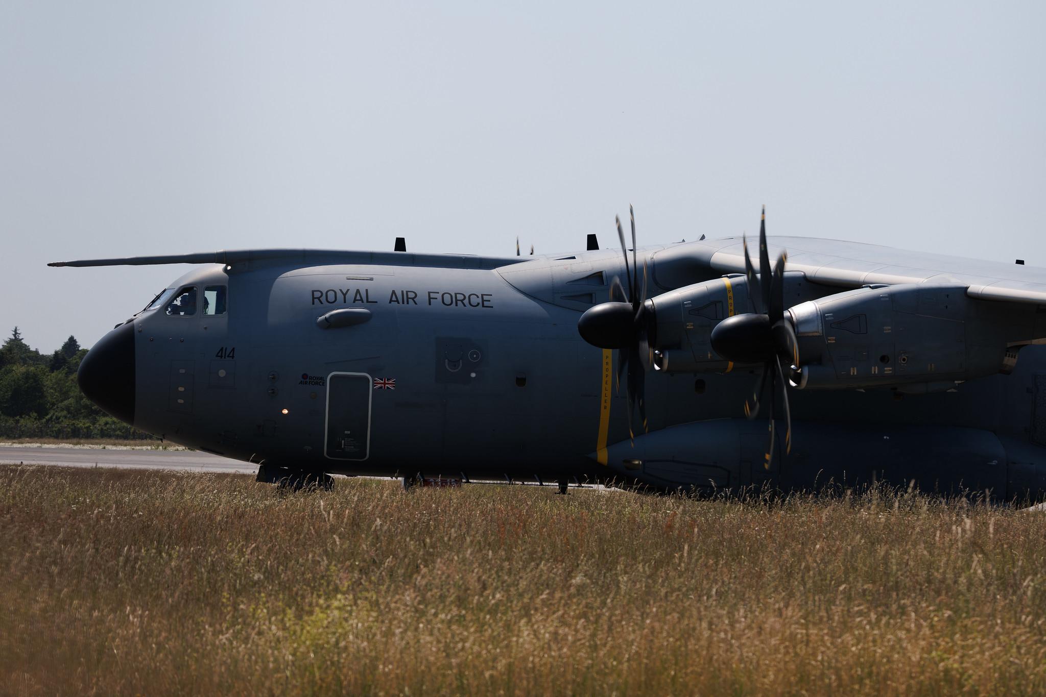 Hamburg Airport: United Kingdom - Royal Air Force (RAF) (/ RRR) | Operator: United Kingdom - Royal Air Force Air Transport | Airbus A400M Atlas A400 | ZM414 | MSN 047