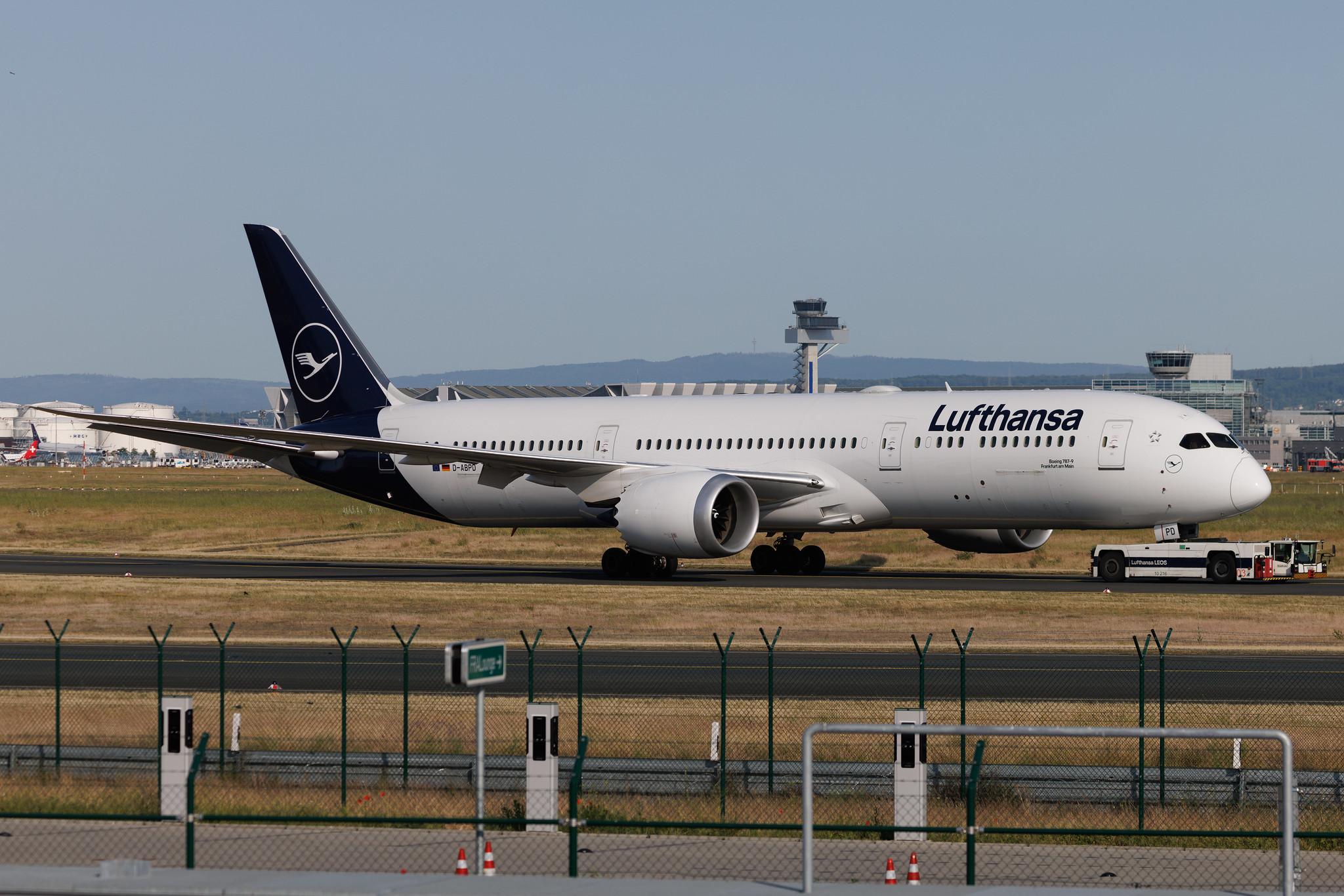 Frankfurt Airport: Lufthansa (LH / DLH) | Boeing 787-9 Dreamliner B789 | D-ABPD | MSN 62729