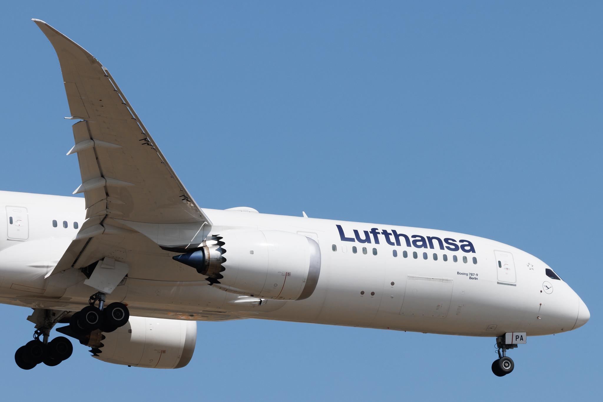Frankfurt Airport: Lufthansa (LH / DLH) | Boeing 787-9 Dreamliner B789 | D-ABPA | MSN 62730