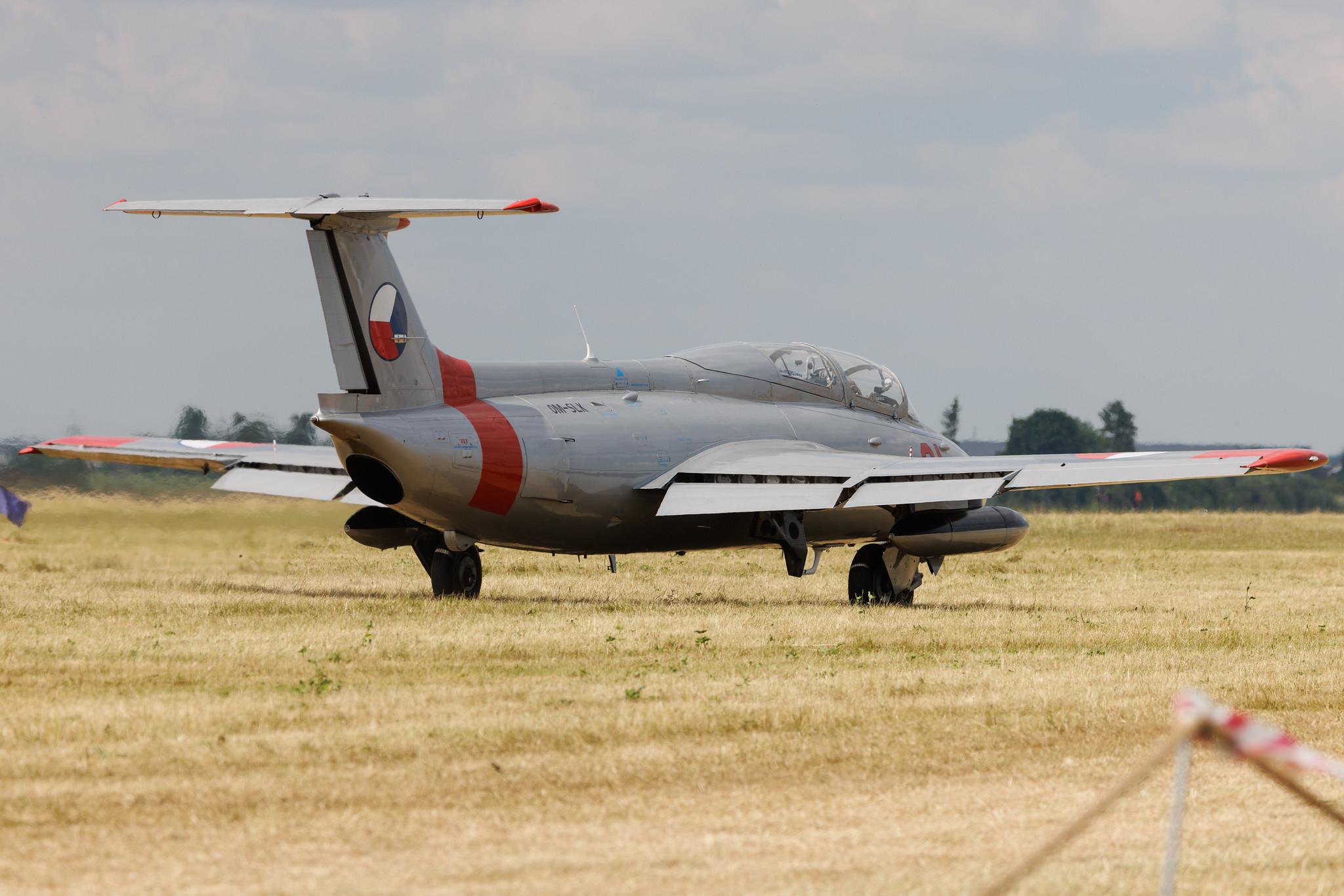 ANTIDOTUM Airshow Leszno: Private owner | Aero L-29 Delfin L29 | OM-SLK | MSN 294645