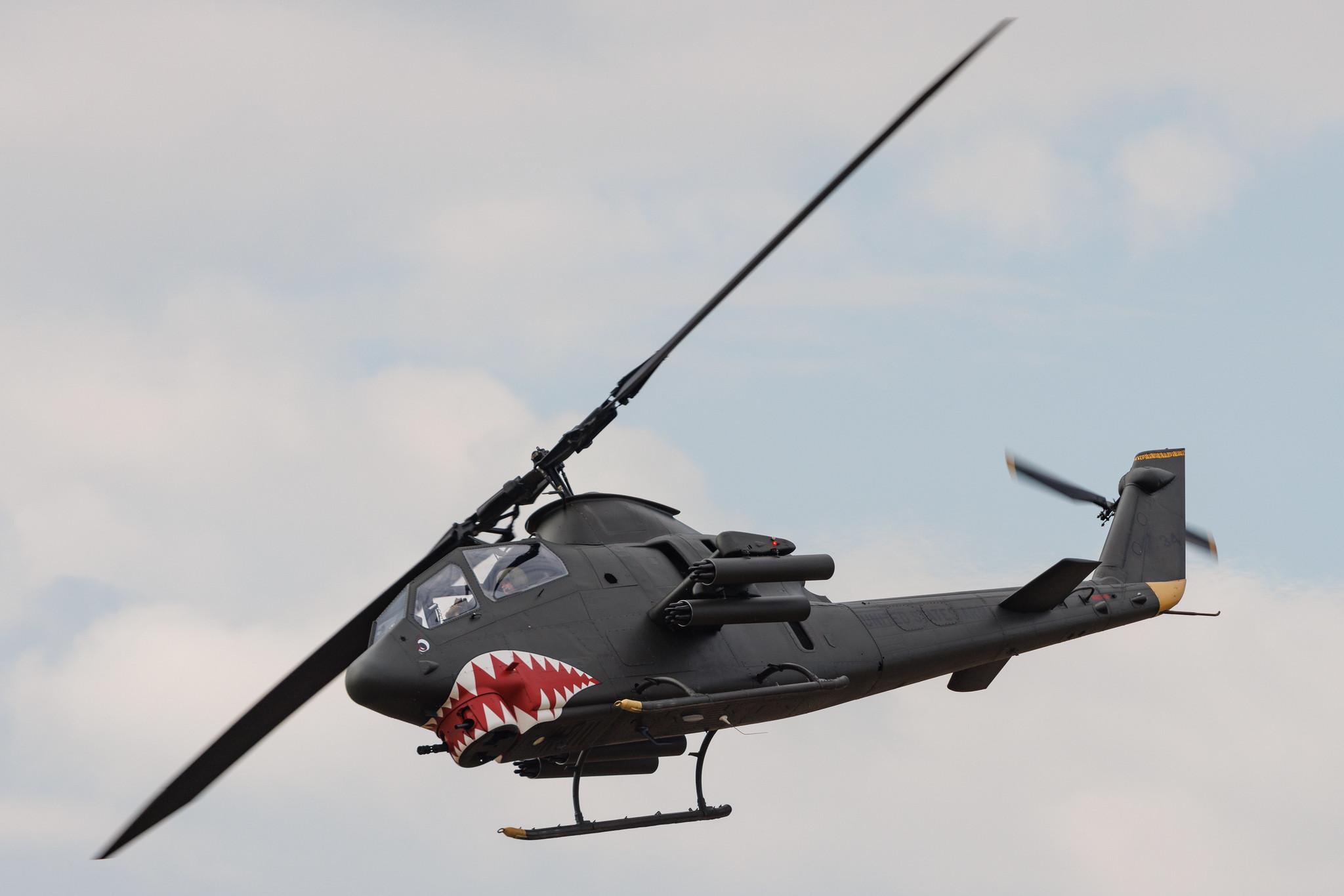 ANTIDOTUM Airshow Leszno: Private owner | Bell TAH-1P Cobra HUCO | OK-AHC | MSN 77-22734