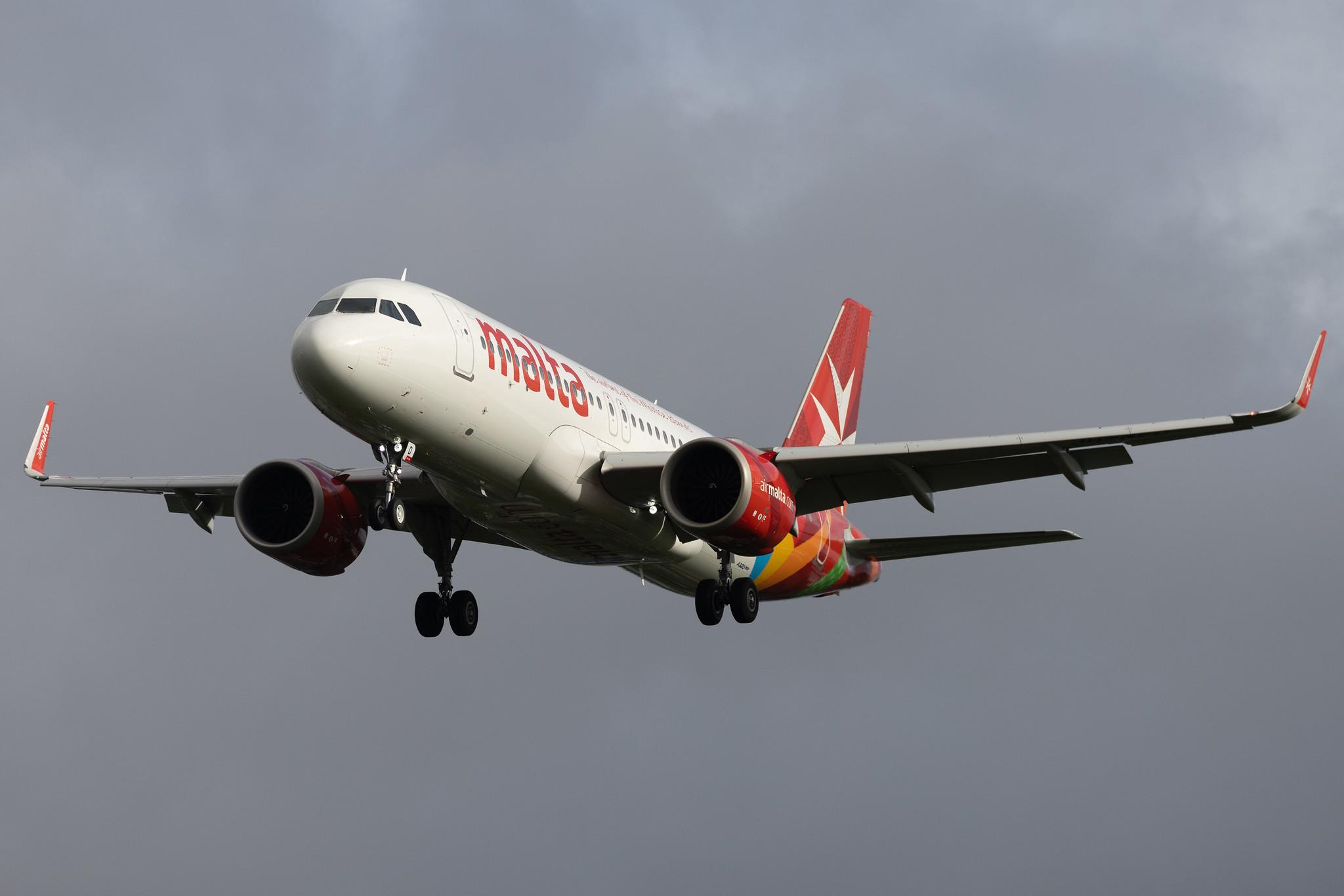 London Heathrow: Air Malta (KM / AMC) | Airbus A320-251N A20N | 9H-NED | MSN 10106
