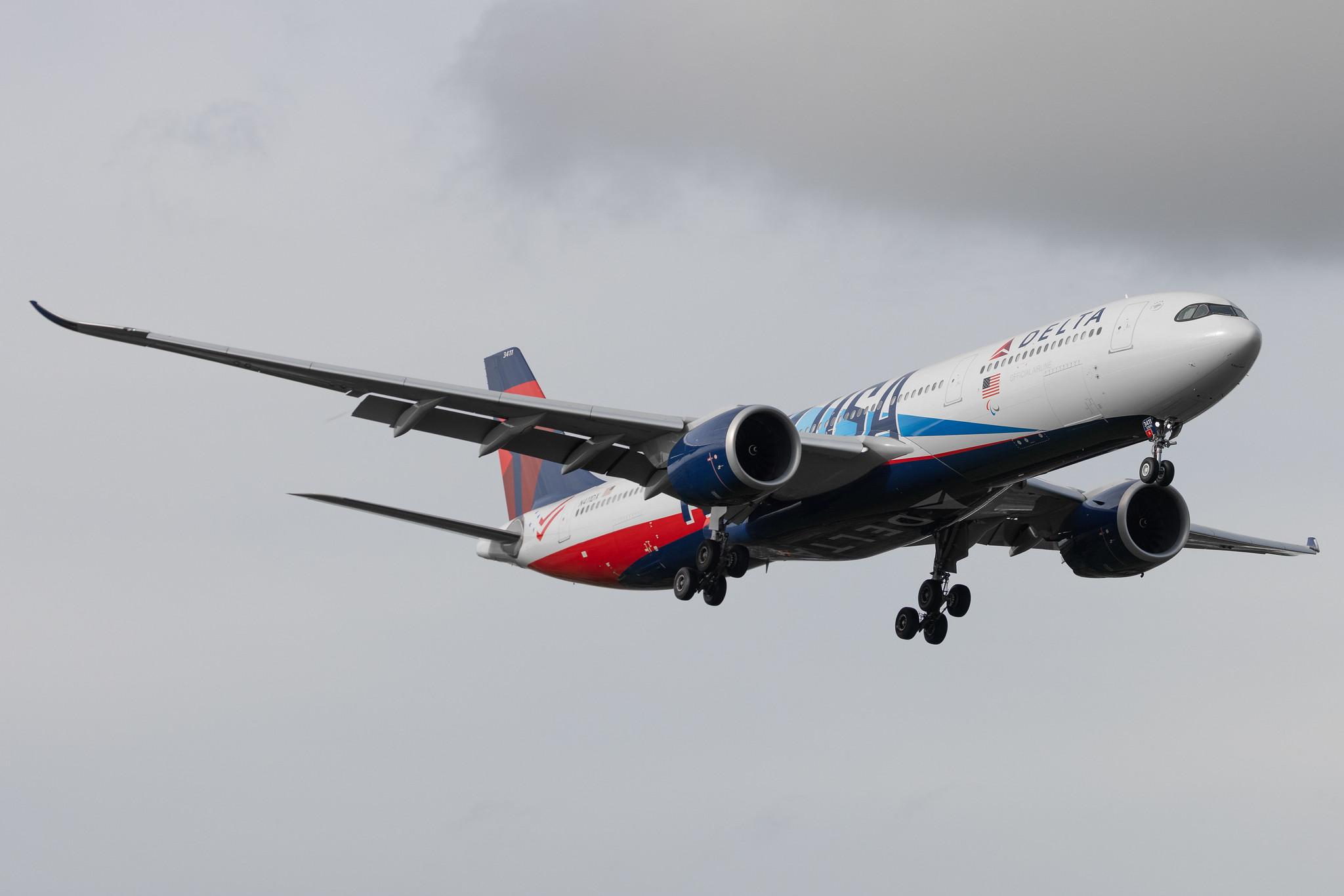 London Heathrow: Delta Air Lines (DL / DAL) | Livery: Team USA Livery | Airbus A330-941 A339 | N411DX | MSN 1991