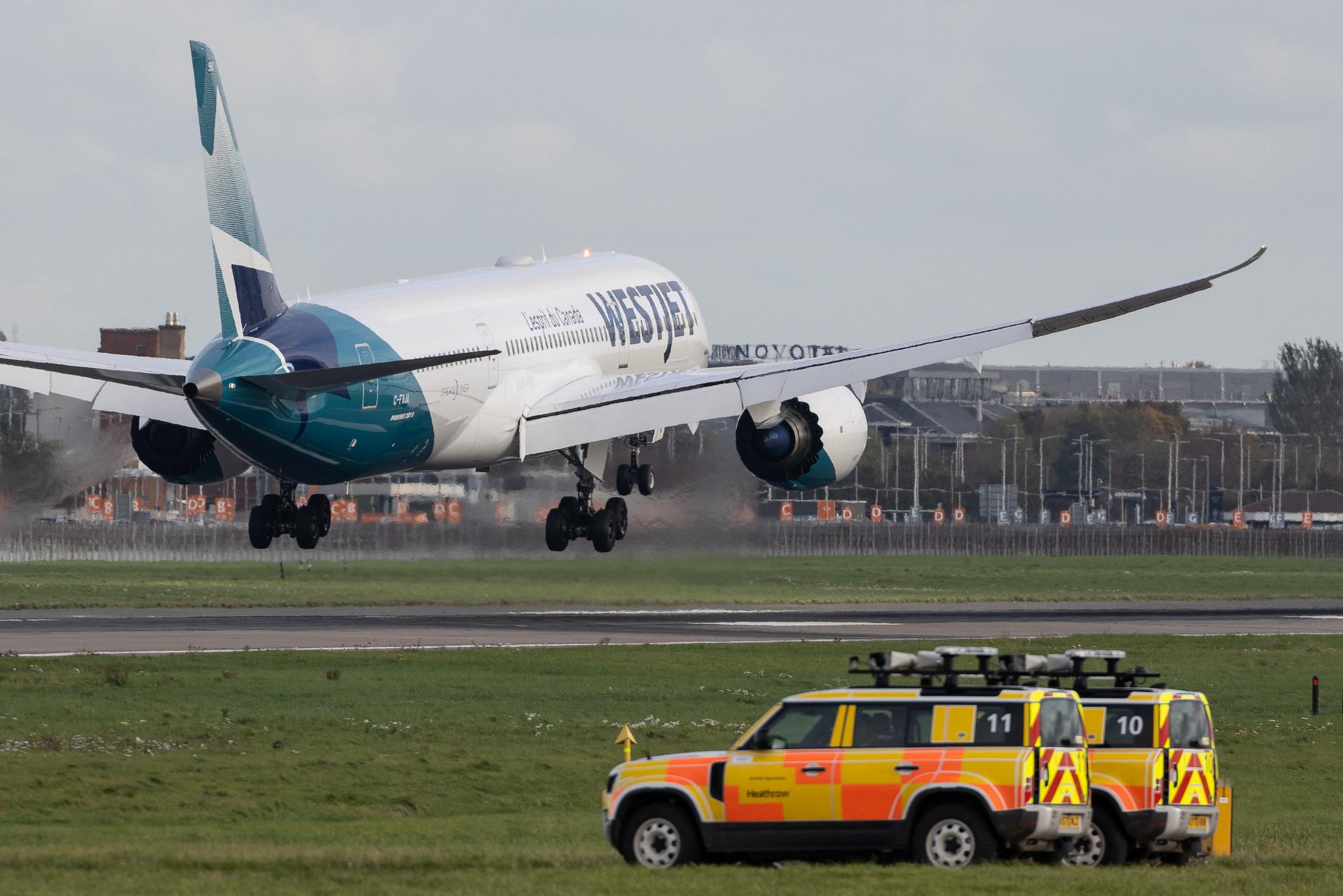 London Heathrow: WestJet (WS / WJA) | Boeing 787-9 Dreamliner B789 | C-FAJA | MSN 64982
