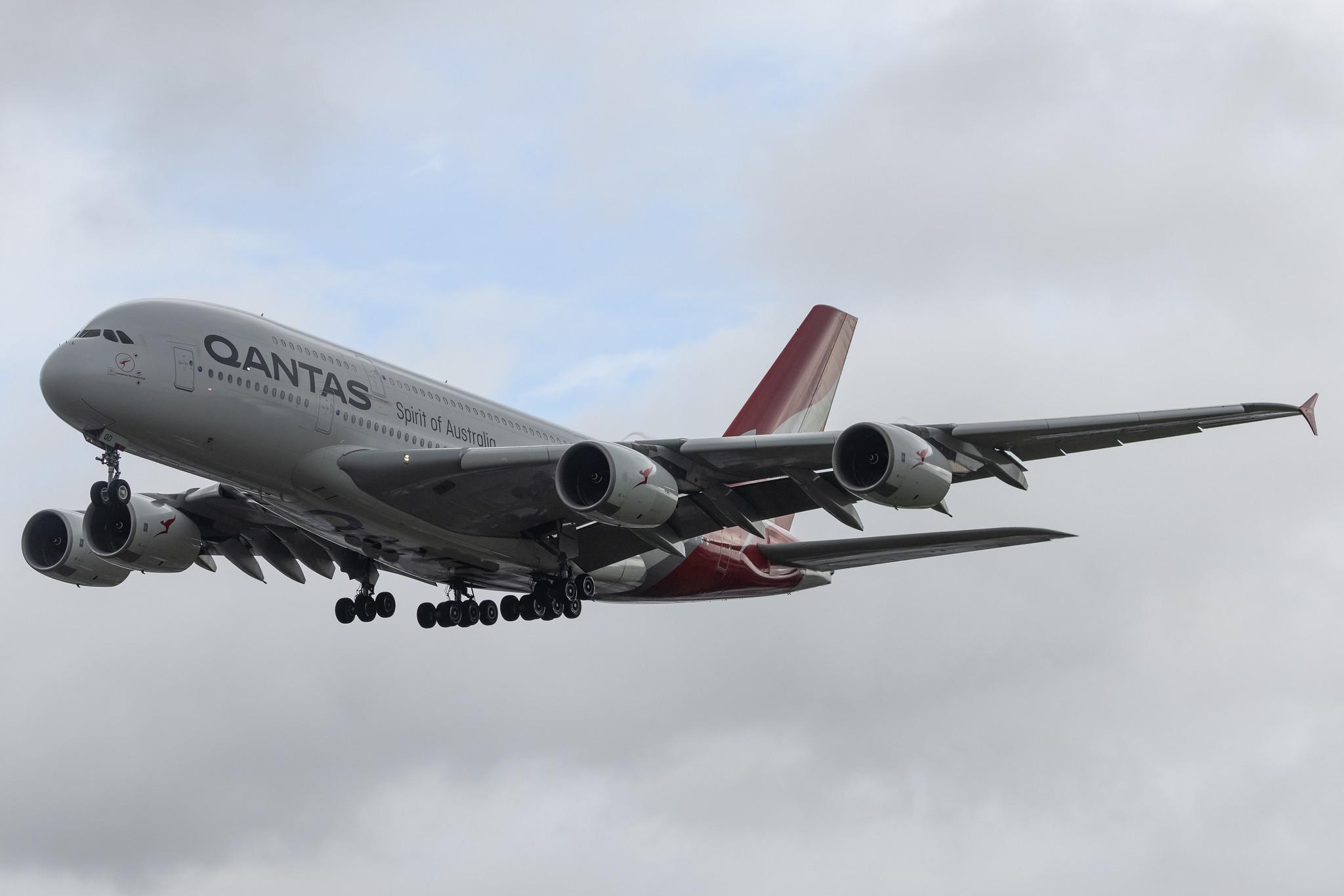 London Heathrow: Qantas (QF / QFA) | Airbus A380-842 A388 | VH-OQD | MSN 026