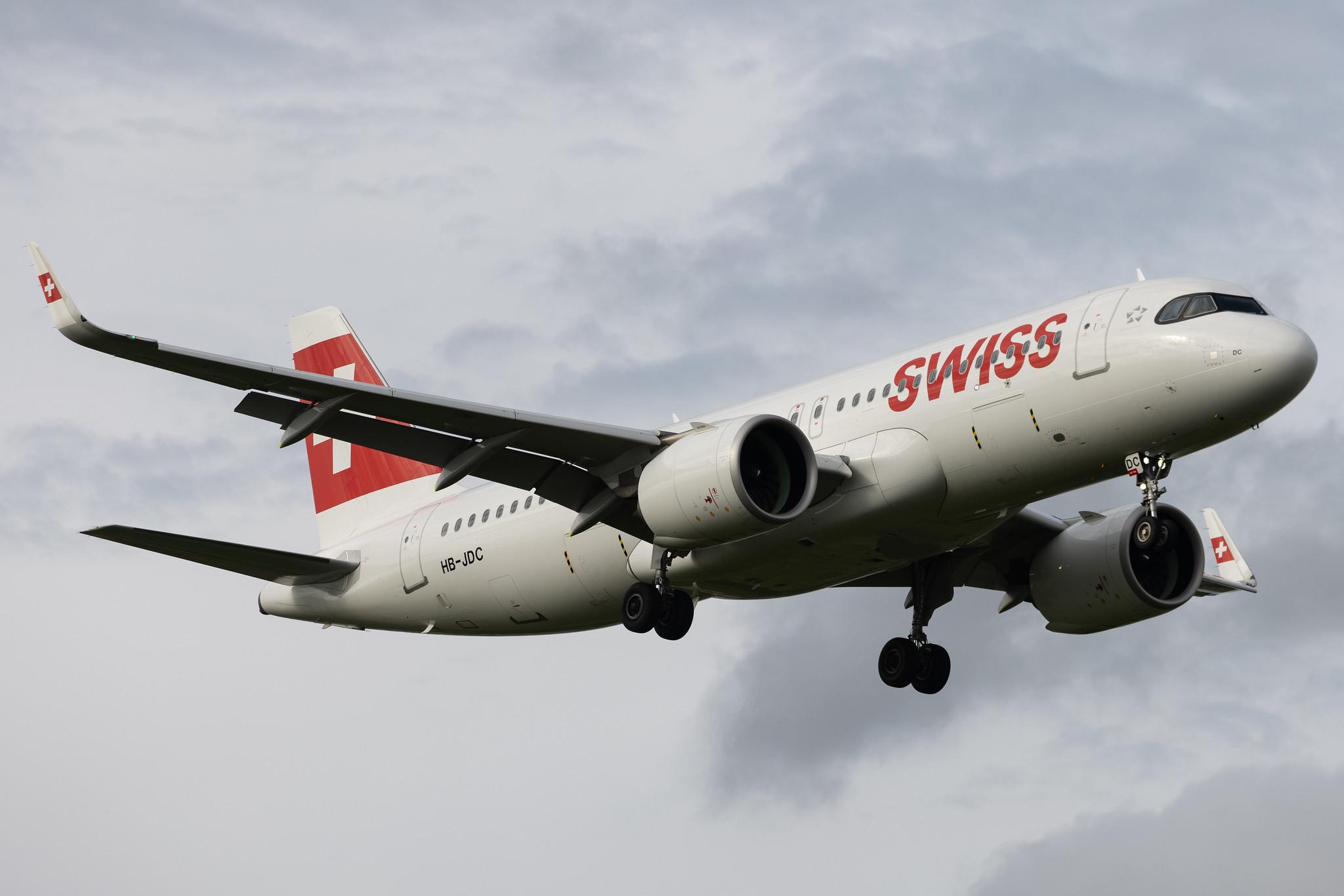 London Heathrow: Swiss (LX / SWR) | Airbus A320-271N A20N | HB-JDC | MSN 10242