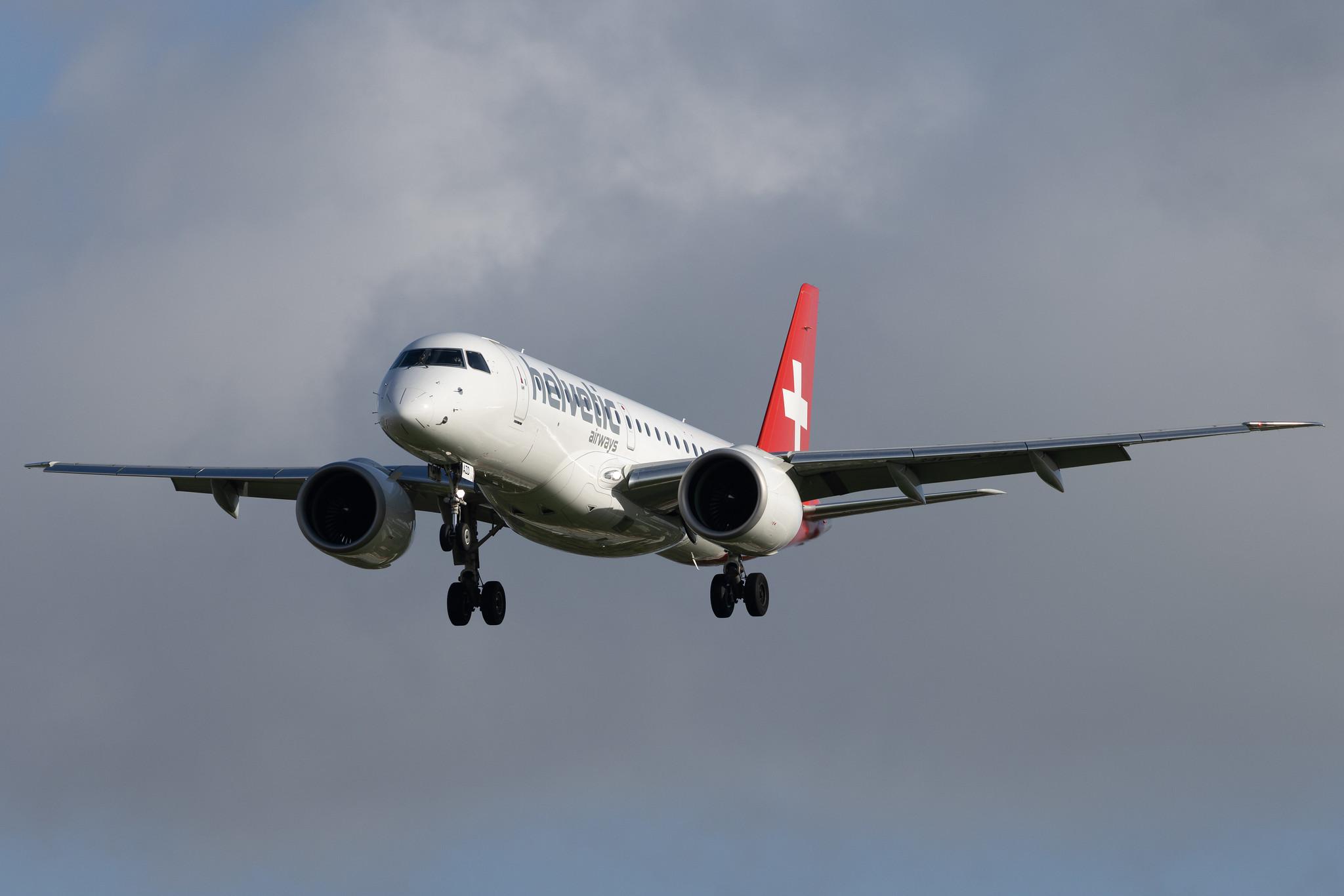 London Heathrow: Helvetic Airways (2L / OAW) | Embraer E190-E2 E290 | HB-AZD | MSN 19020031