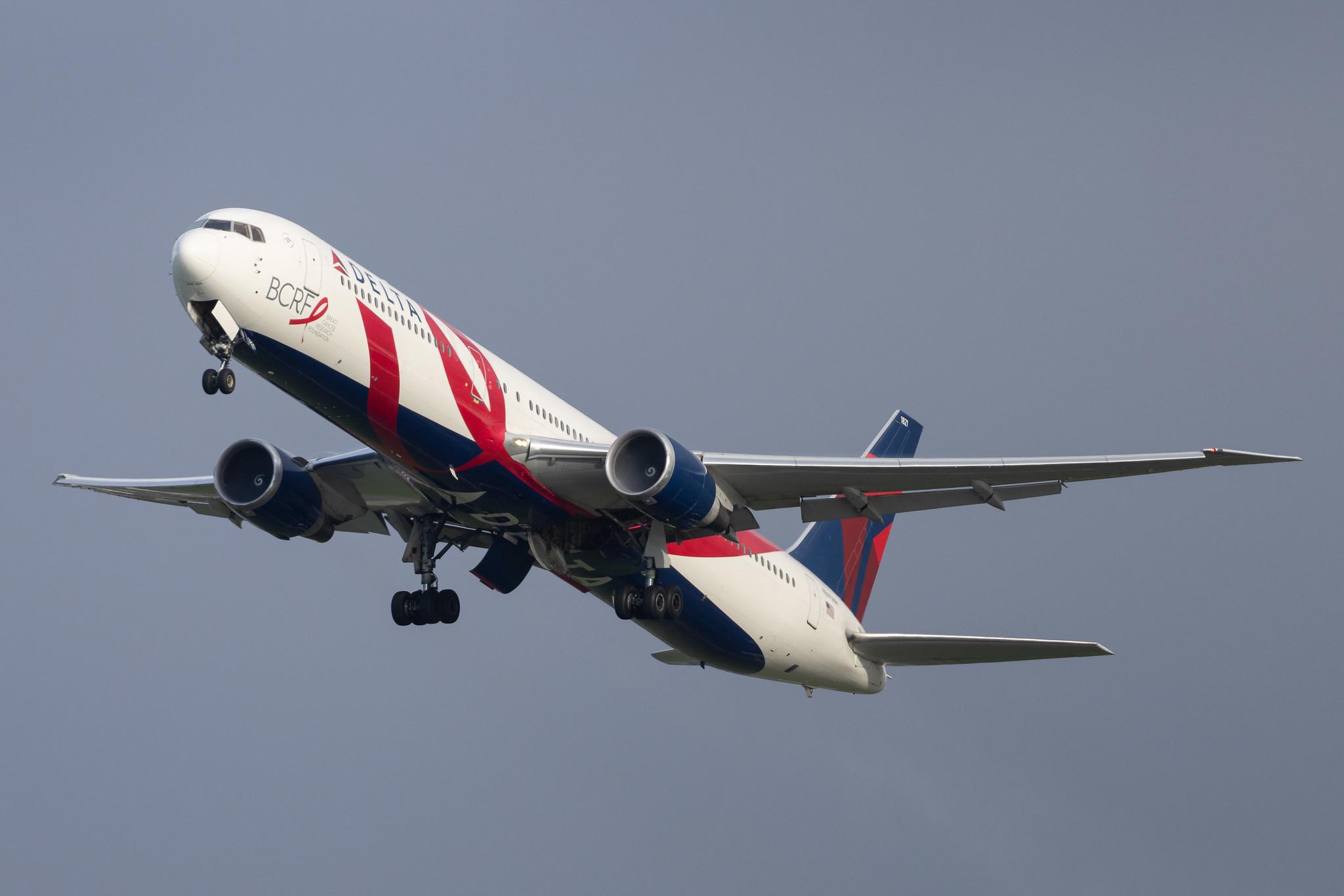 London Heathrow: Delta Air Lines (DL / DAL) | Livery: BCRF Livery | Boeing 767-432(ER) B764 | N845MH | MSN 29719