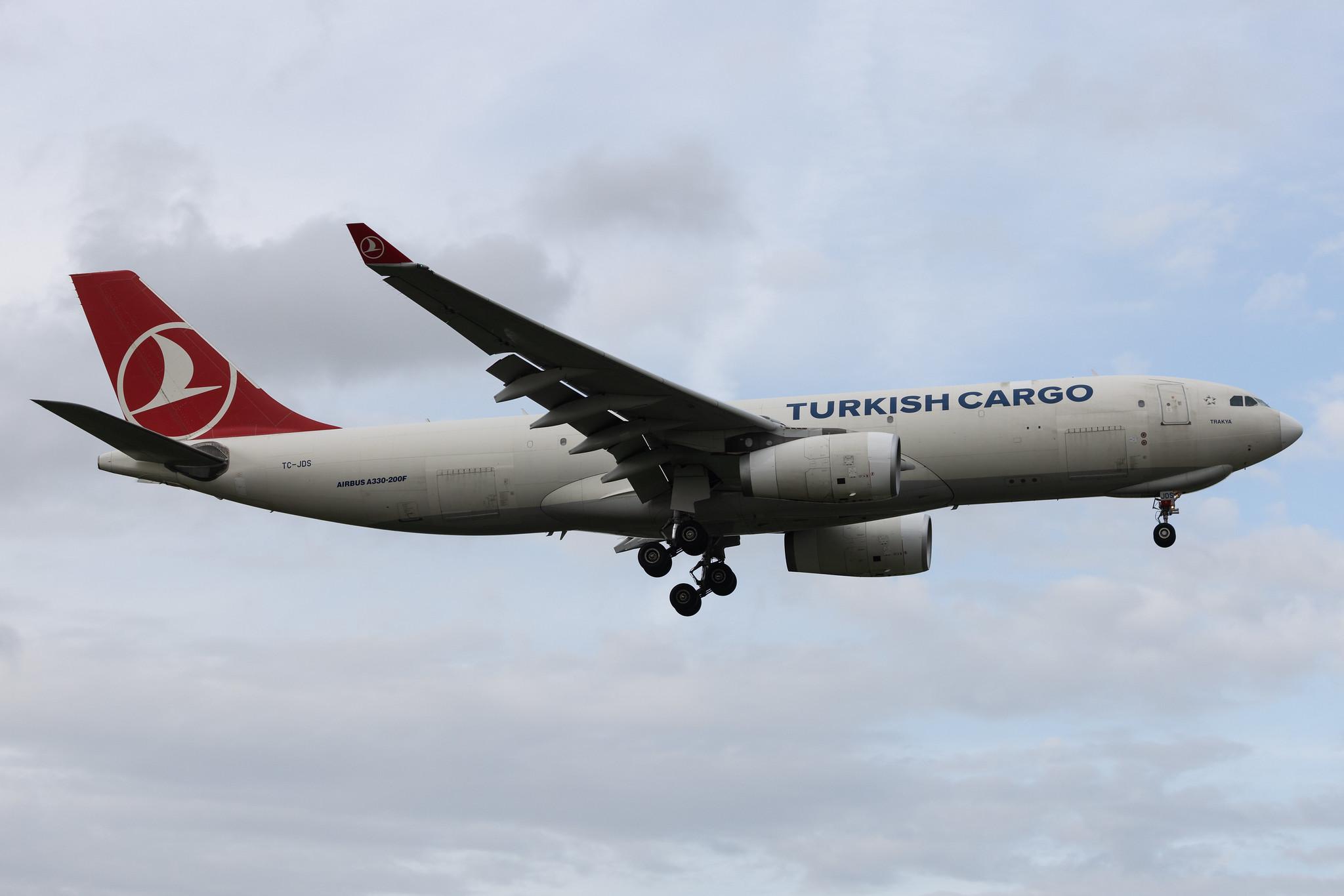 London Heathrow: Turkish Cargo (TK / THY) | Operator: Turkish Airlines | Airbus A330-243F A332 | TC-JDS | MSN 1418