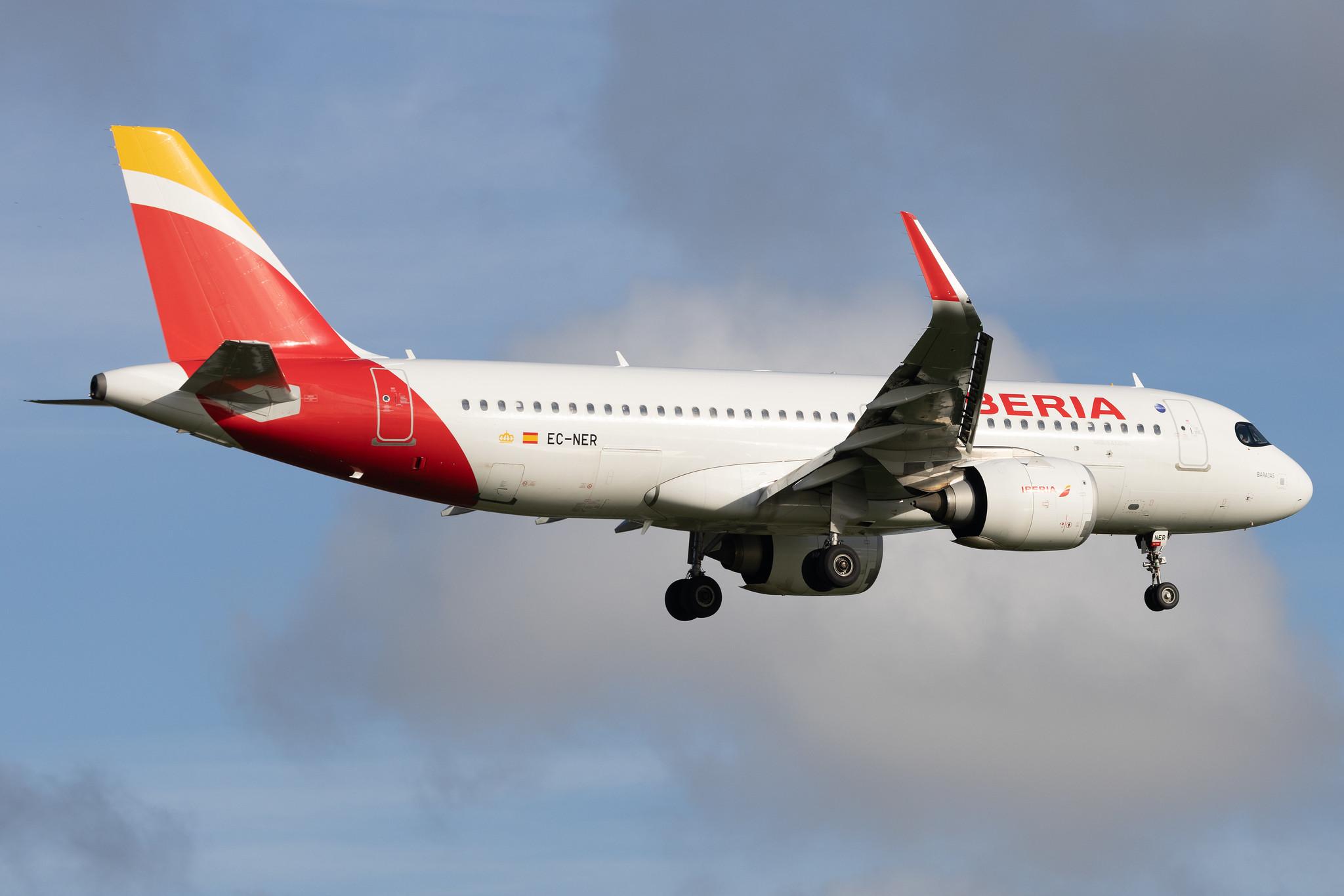 London Heathrow: Iberia (IB / IBE) | Airbus A320-251N A20N | EC-NER | MSN 8996