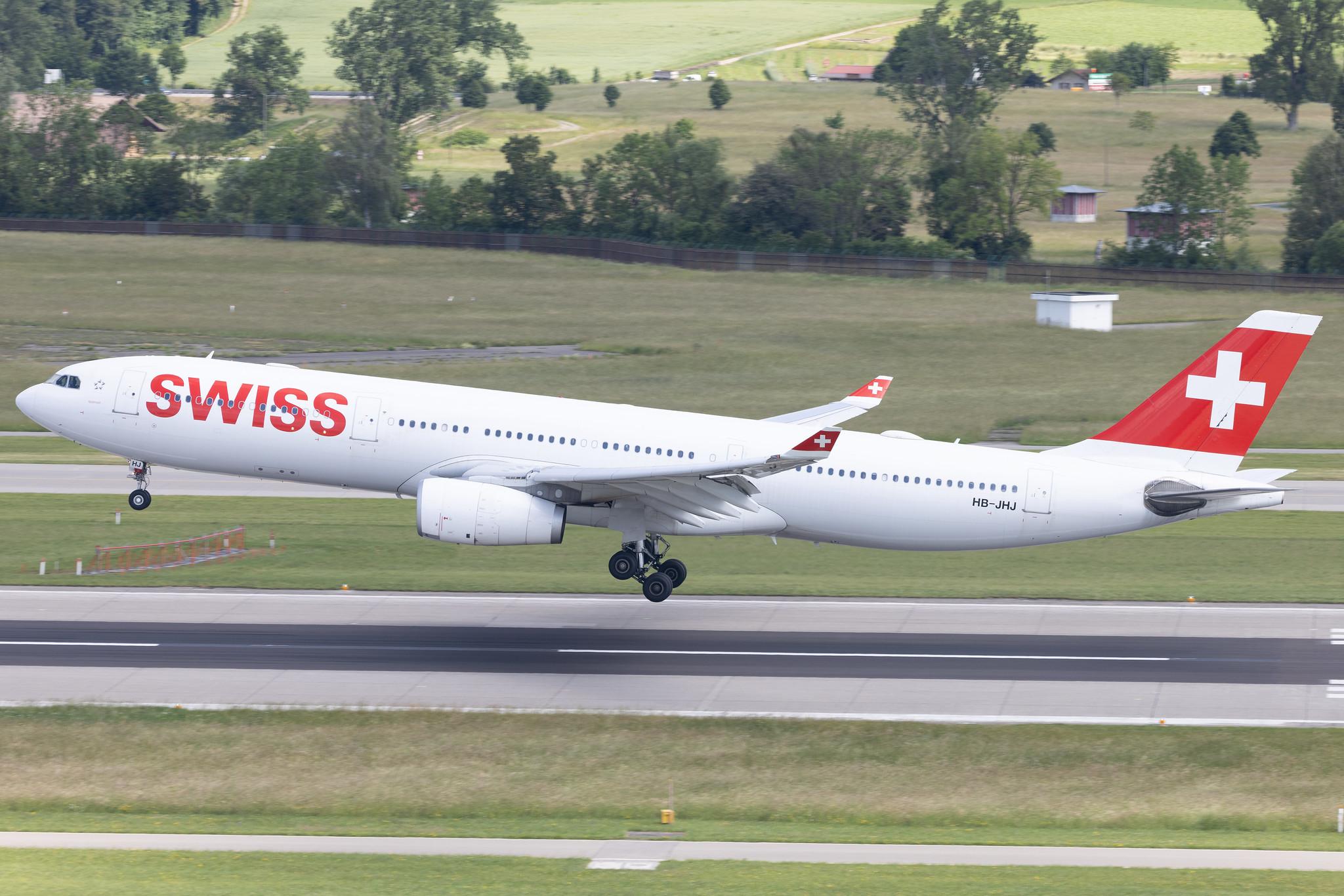 Flughafen Zürich: Swiss (LX / SWR) | Airbus A330-343 A333 | HB-JHJ | MSN 1188