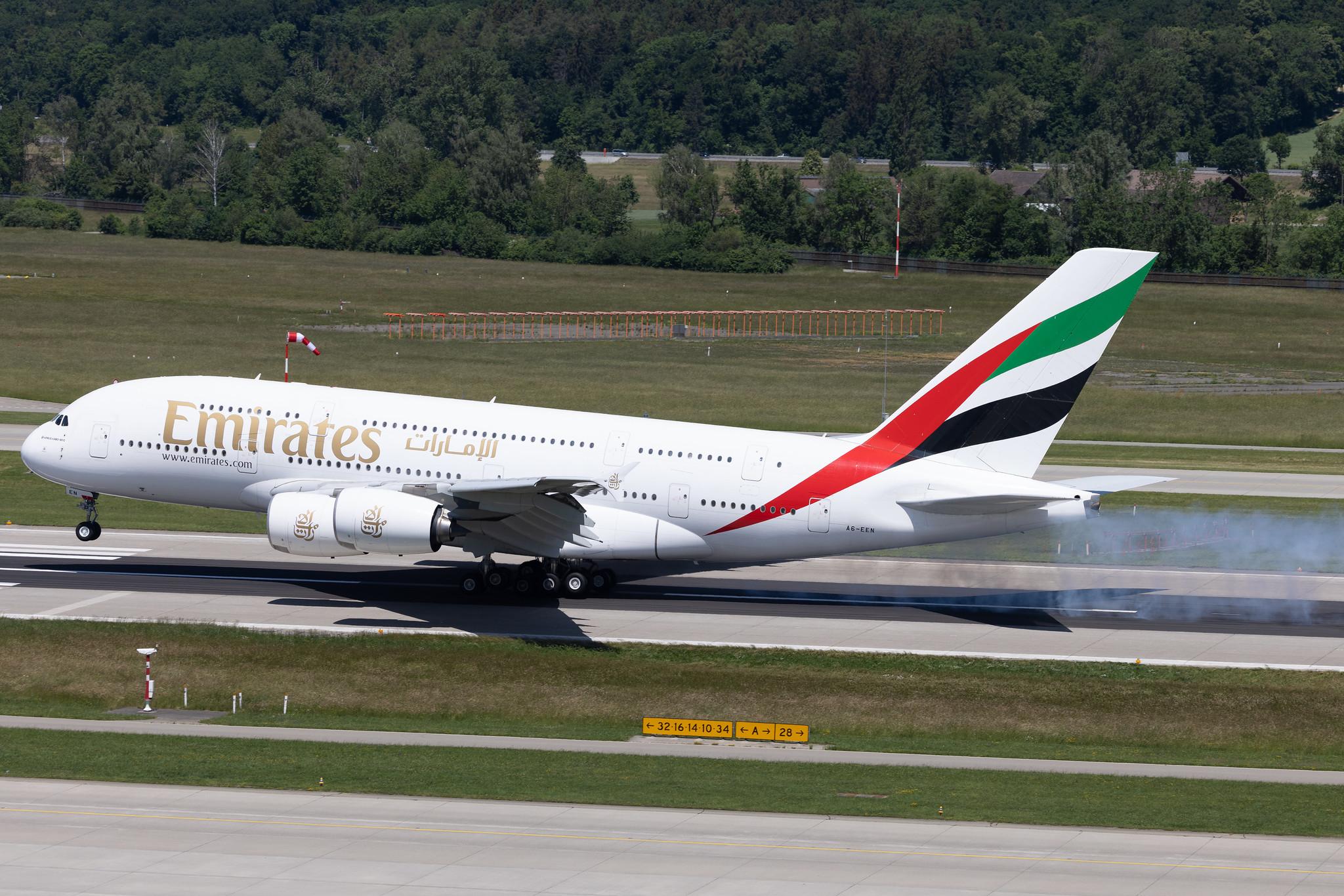 Flughafen Zürich: Emirates (EK / UAE) | Airbus A380-861 A388 | A6-EEN | MSN 135