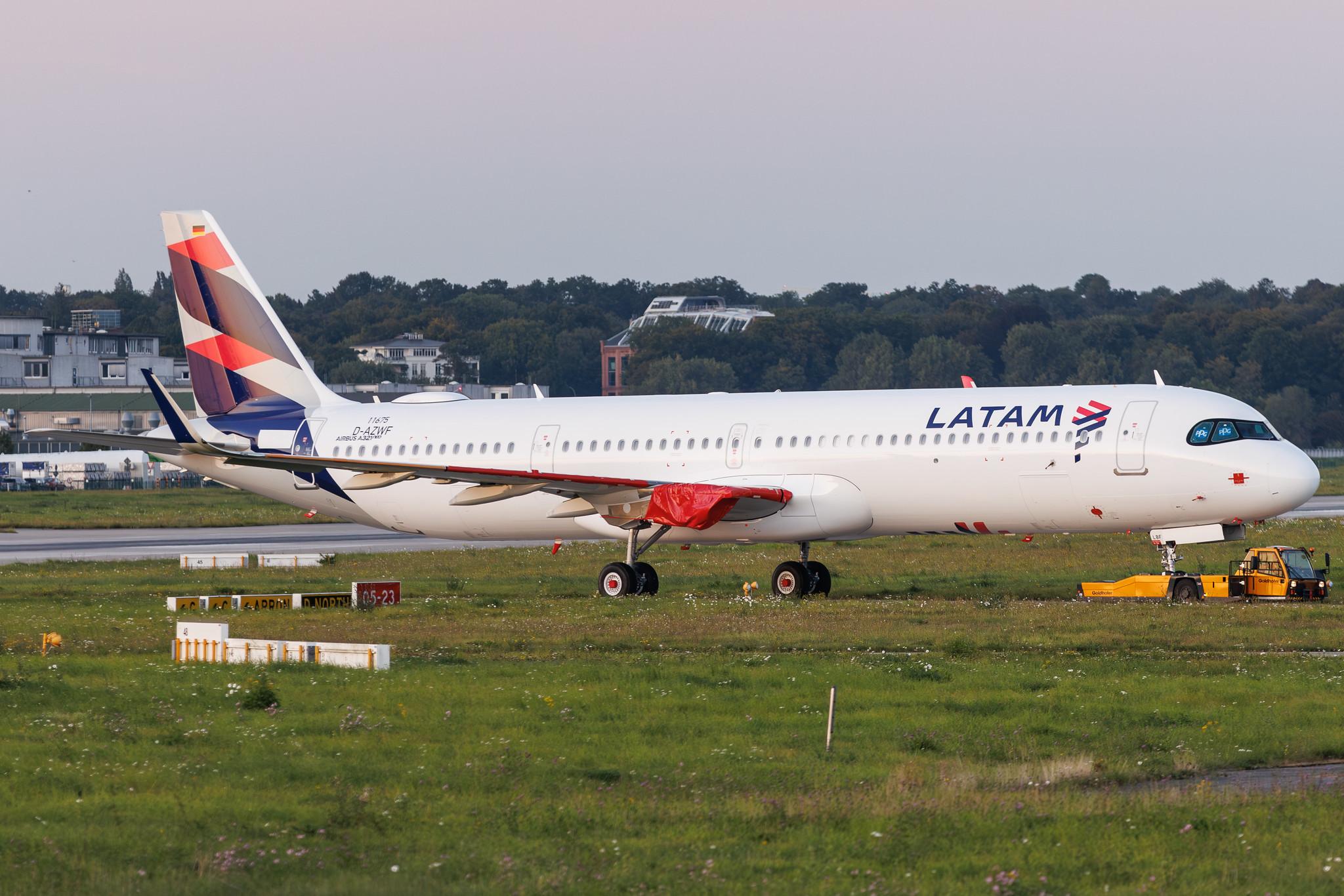 Hamburg Finkenwerder: LATAM Airlines Brasil | Airbus A321-271NX A21N | D-AZWF | PS-LBF | MSN 11675