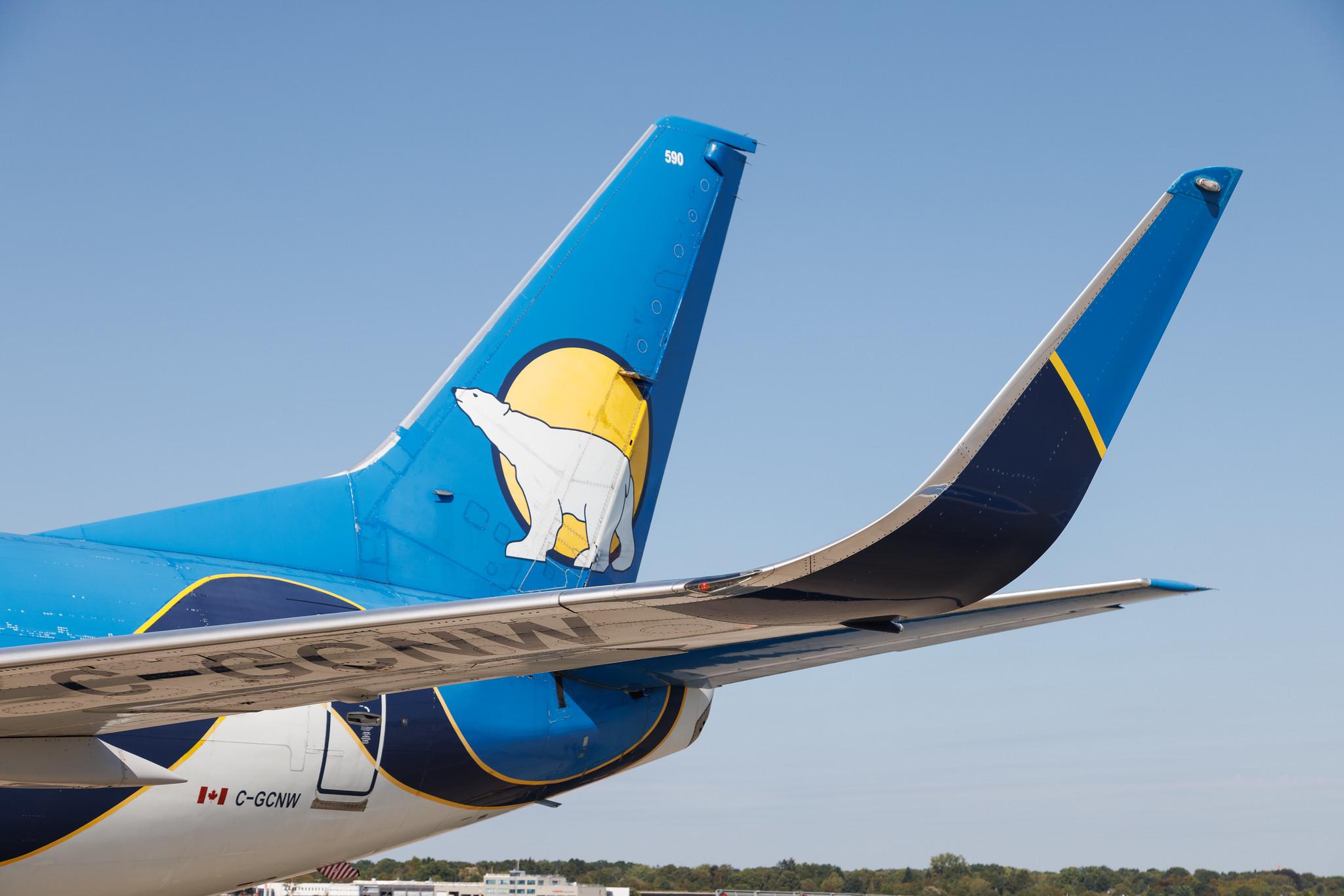 Hamburg Airport: Canadian North (5T / AKT)| Boeing 737-36Q B733 | C-GCNW | MSN 28760