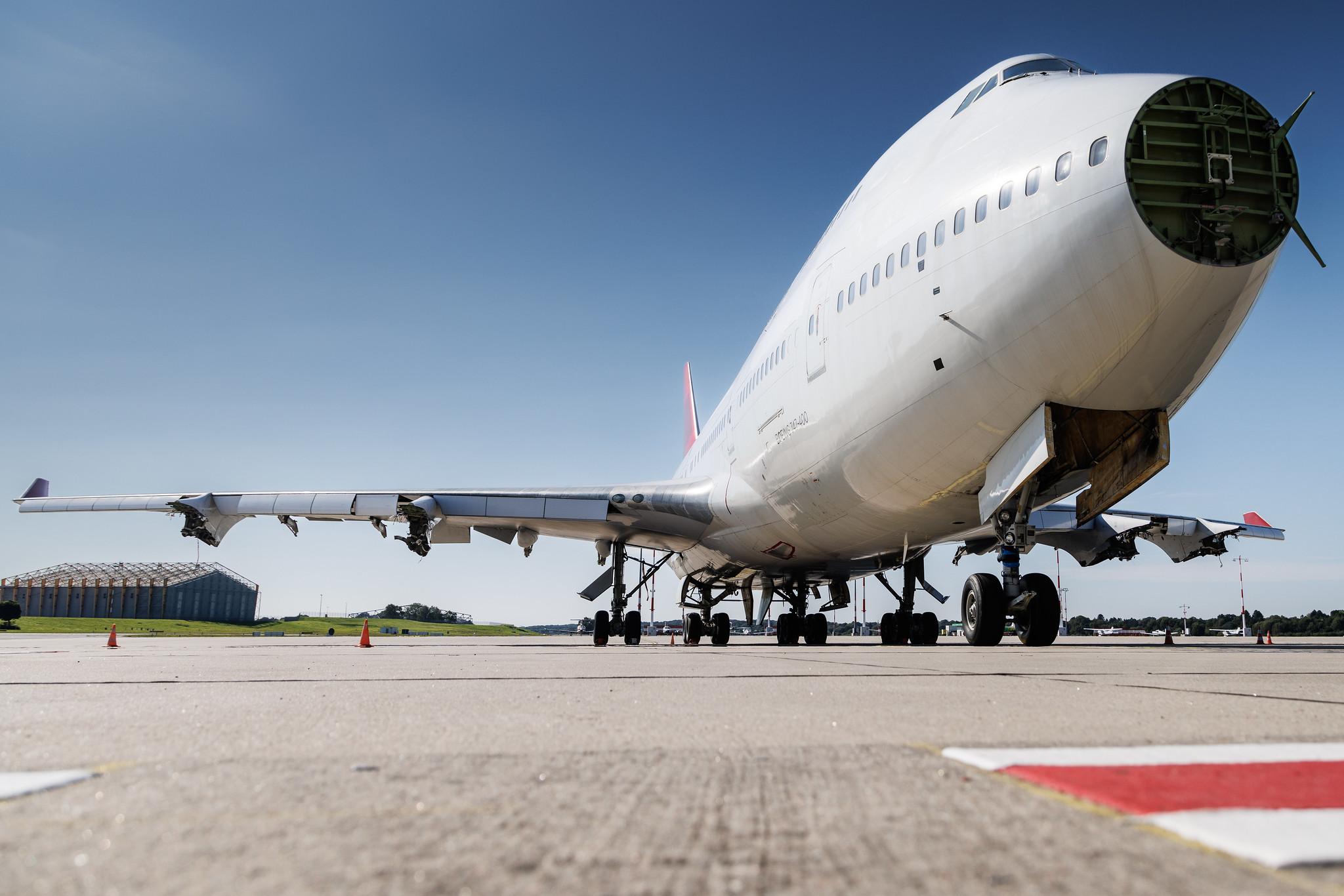 Hamburg Airport: JetOneX | Boeing 747-41R B744 | VQ-BZV | MSN 29406