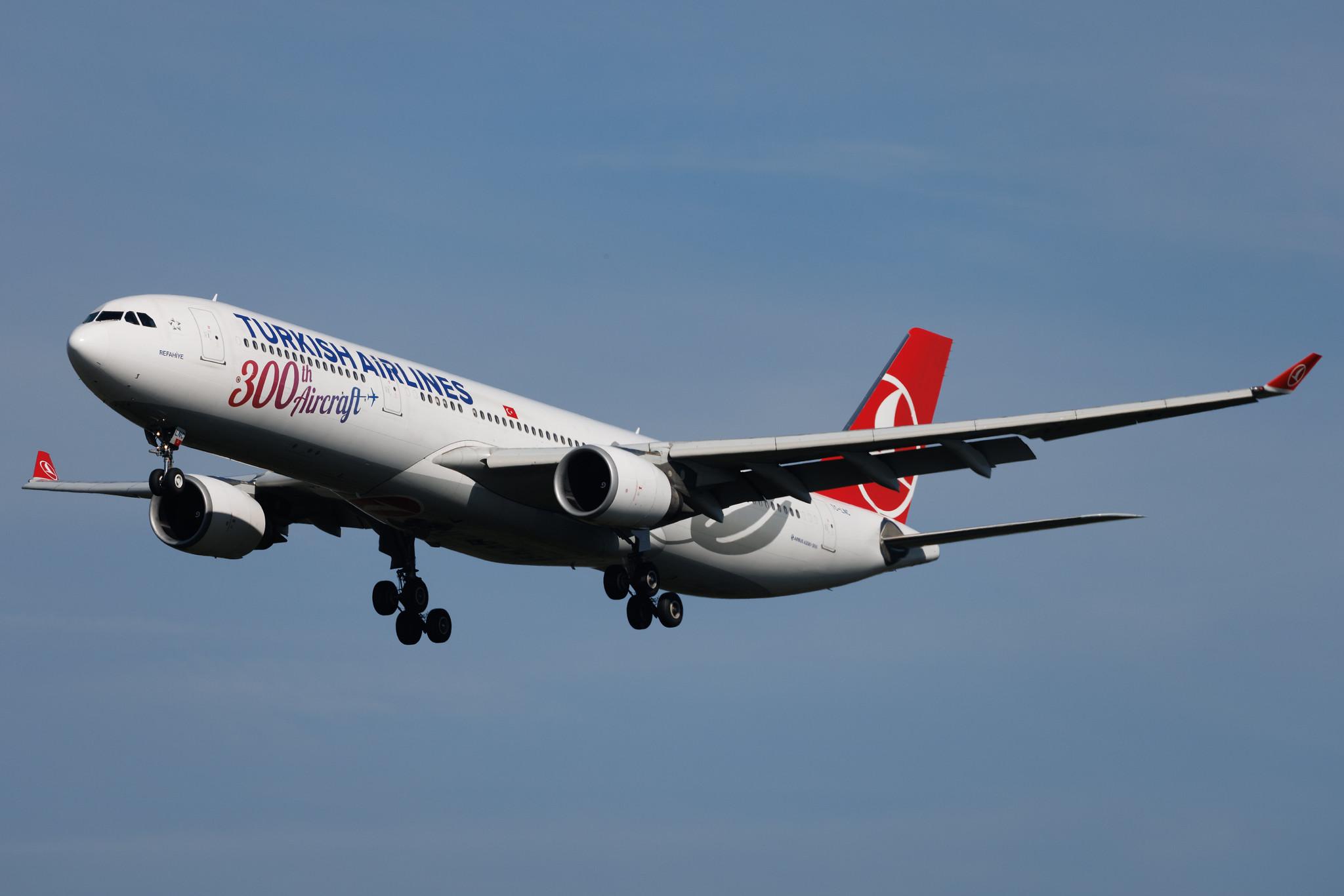 Frankfurt Airport: Turkish Airlines (TK / THY) | Airbus A330-303 A333 | TC-LNC | MSN 1696