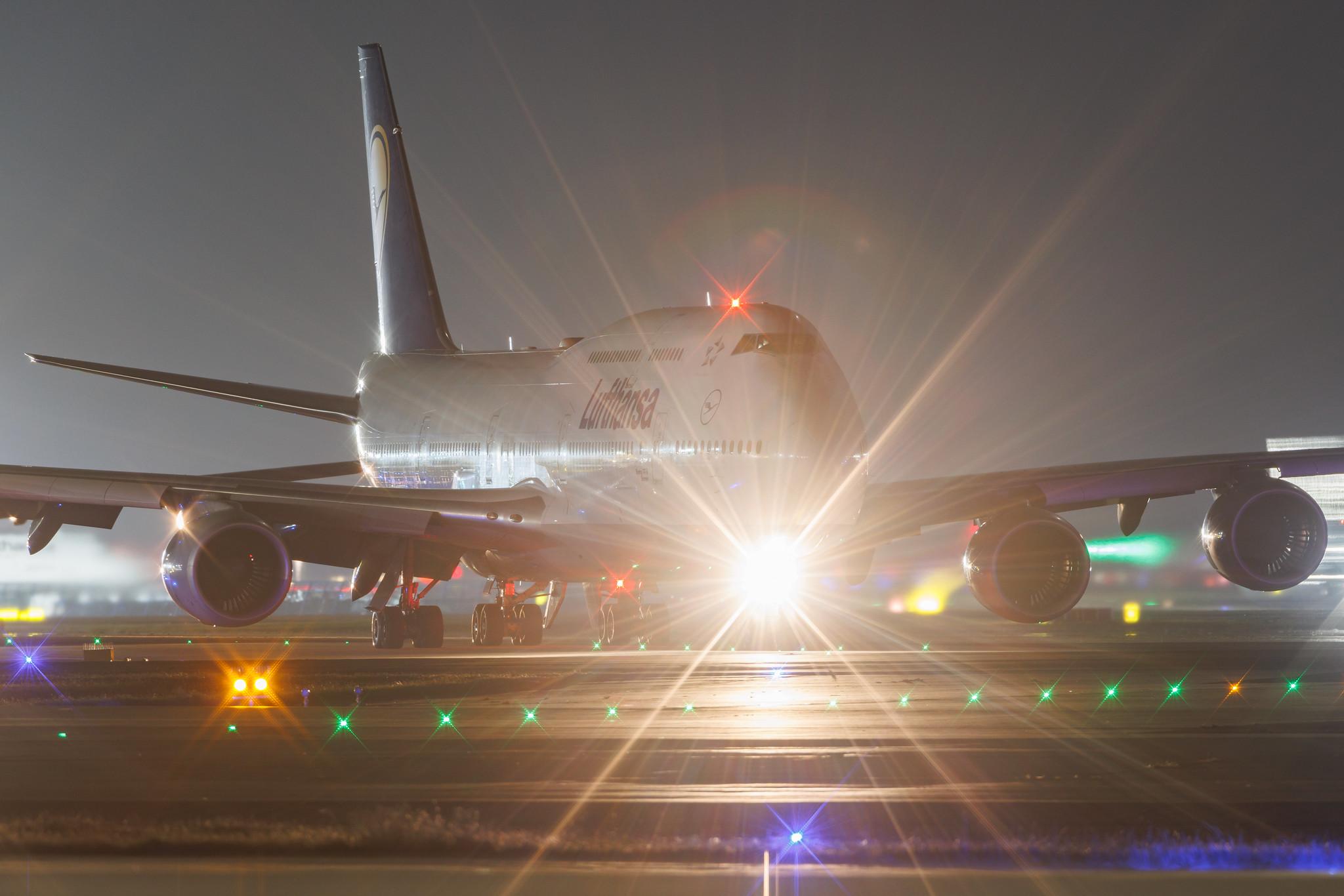 Frankfurt Airport: Lufthansa (LH / DLH) | Boeing 747-830 B748 | D-ABYR | MSN 37842