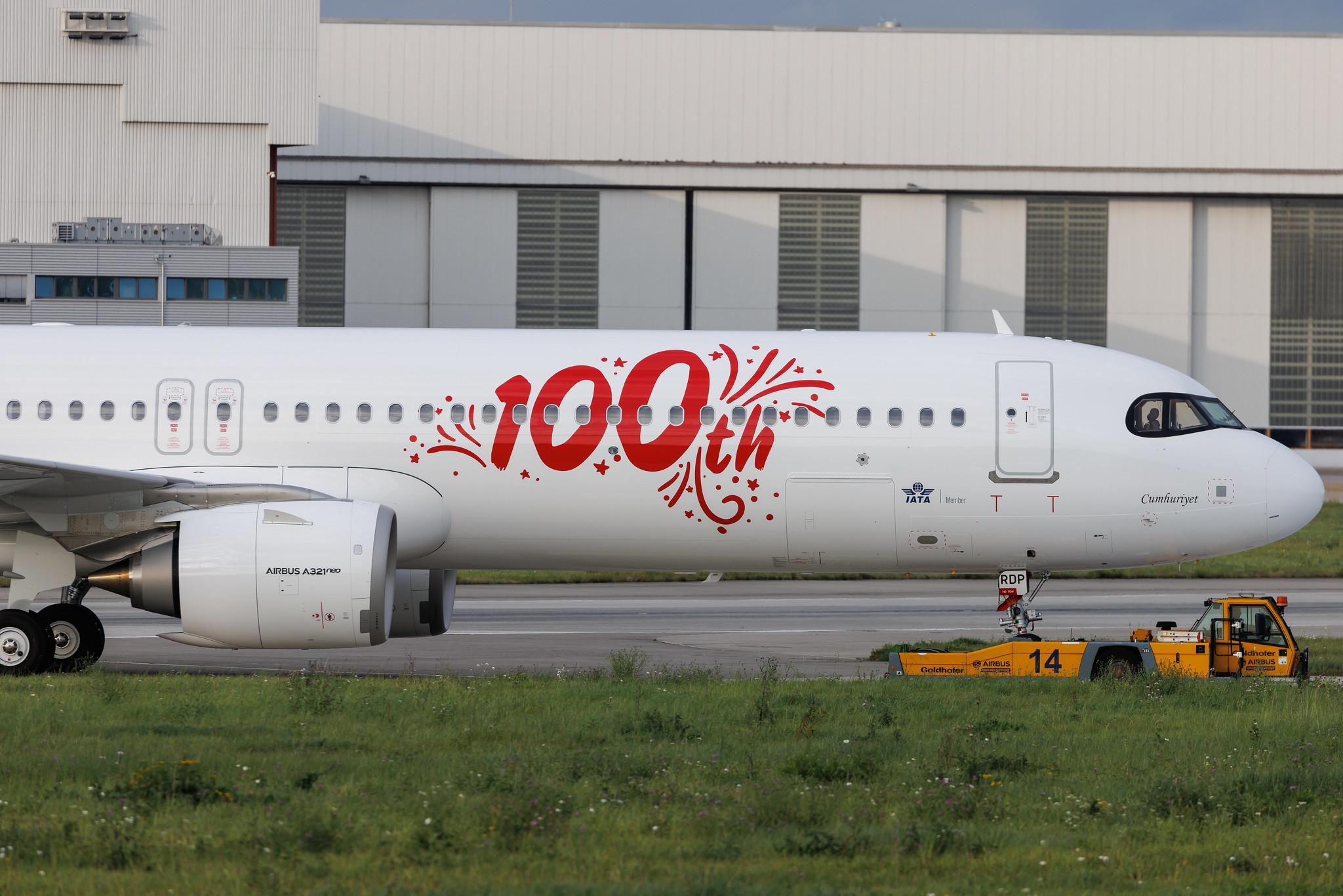 Hamburg Finkenwerder: Pegasus (PC / PGT) | Airbus A321-251NX A21N | D-AVZE | TC-RDP | MSN 11515