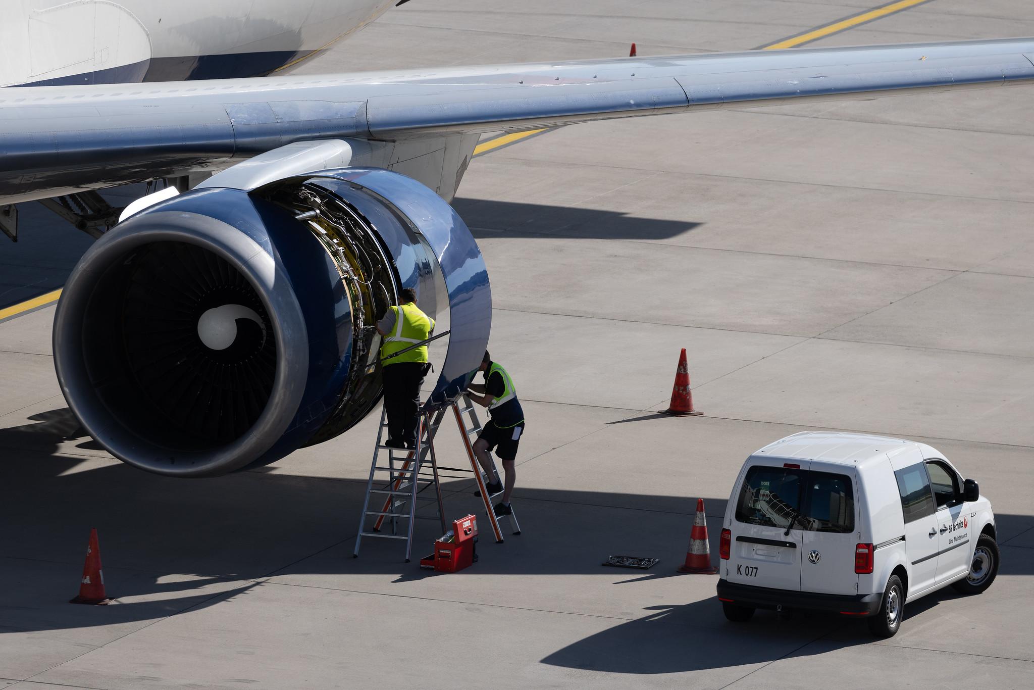 Flughafen Zürich: Delta Air Lines (DL / DAL) | Boeing 767-332(ER) B763 | N173DZ | MSN 29692